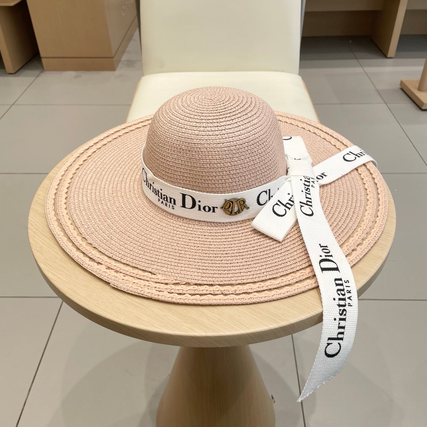 Dior Wide-brimmed Hat With Logo Ribbon 547025