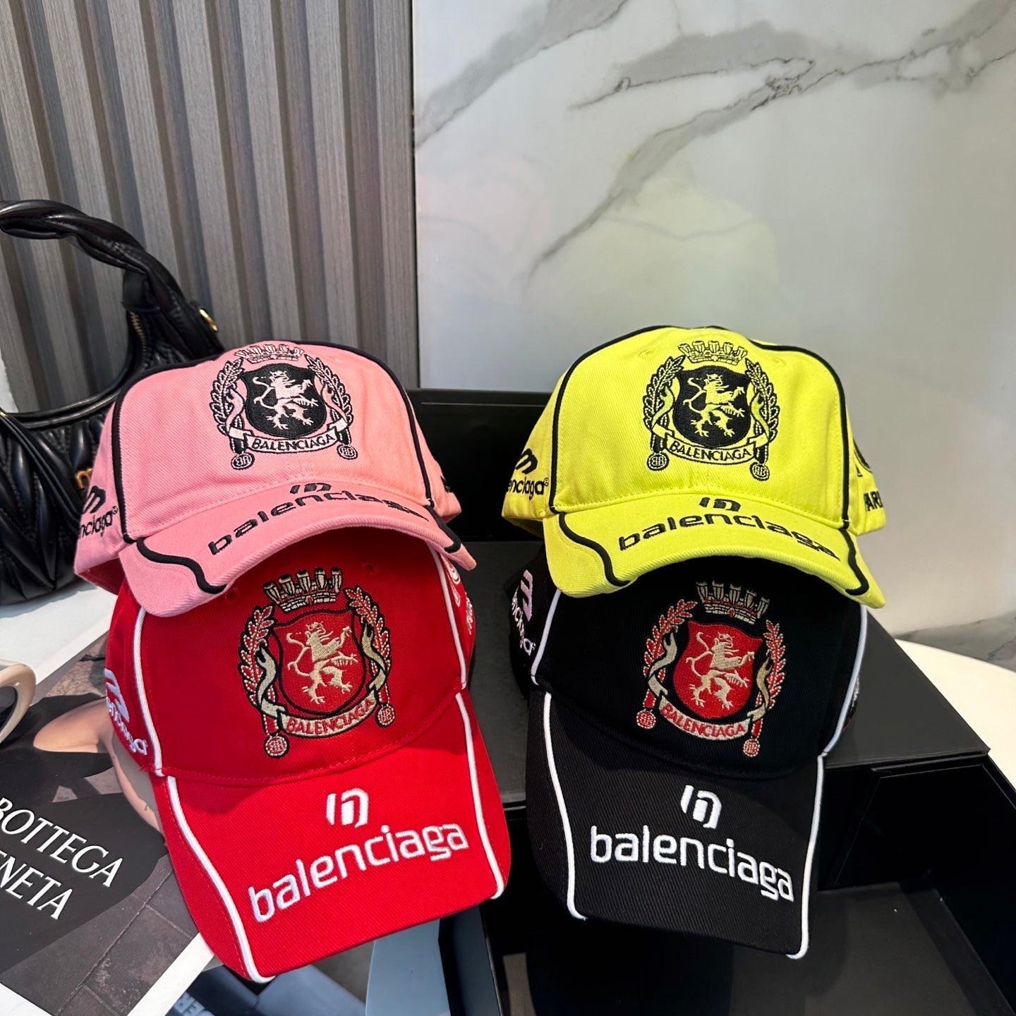 Balenciaga Embroidered Logo Baseball Cap 229228