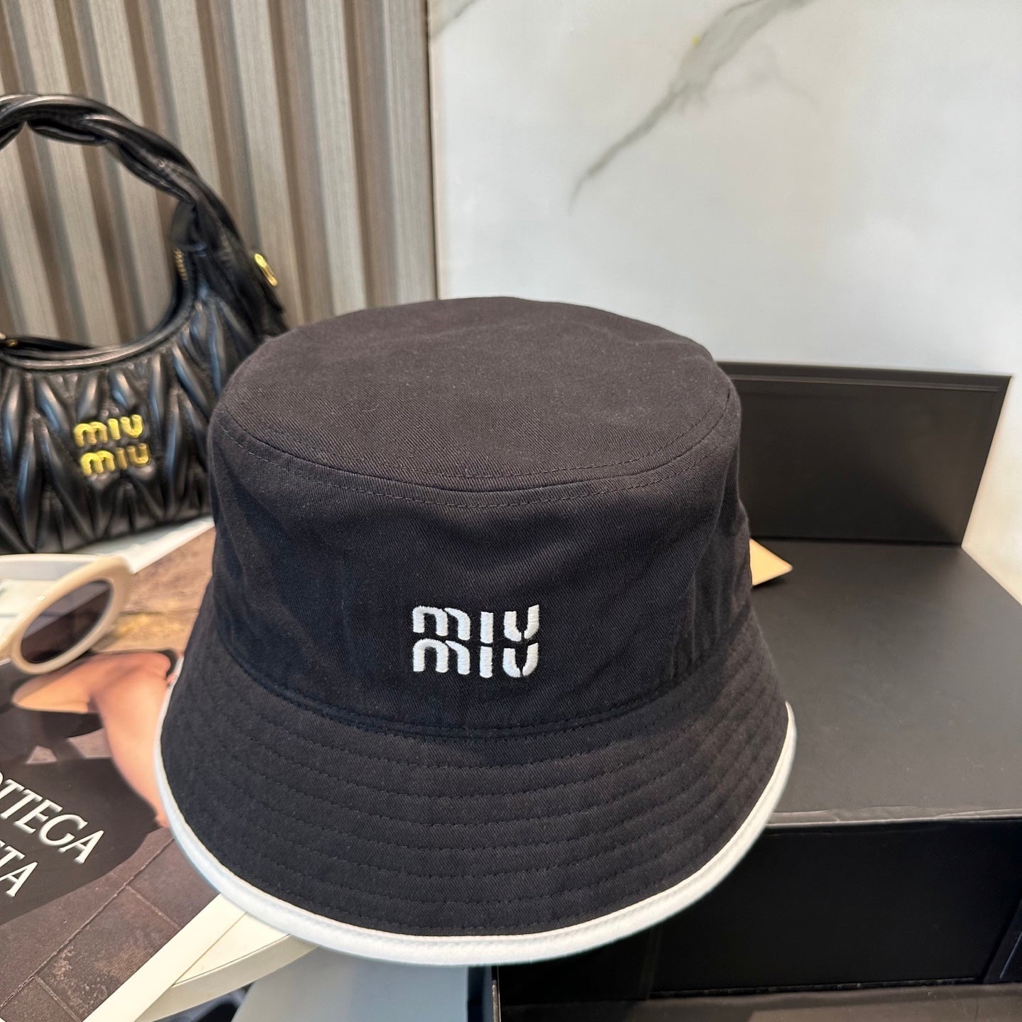 Miumiu Embroidered Two-tone Bucket Hat 229381
