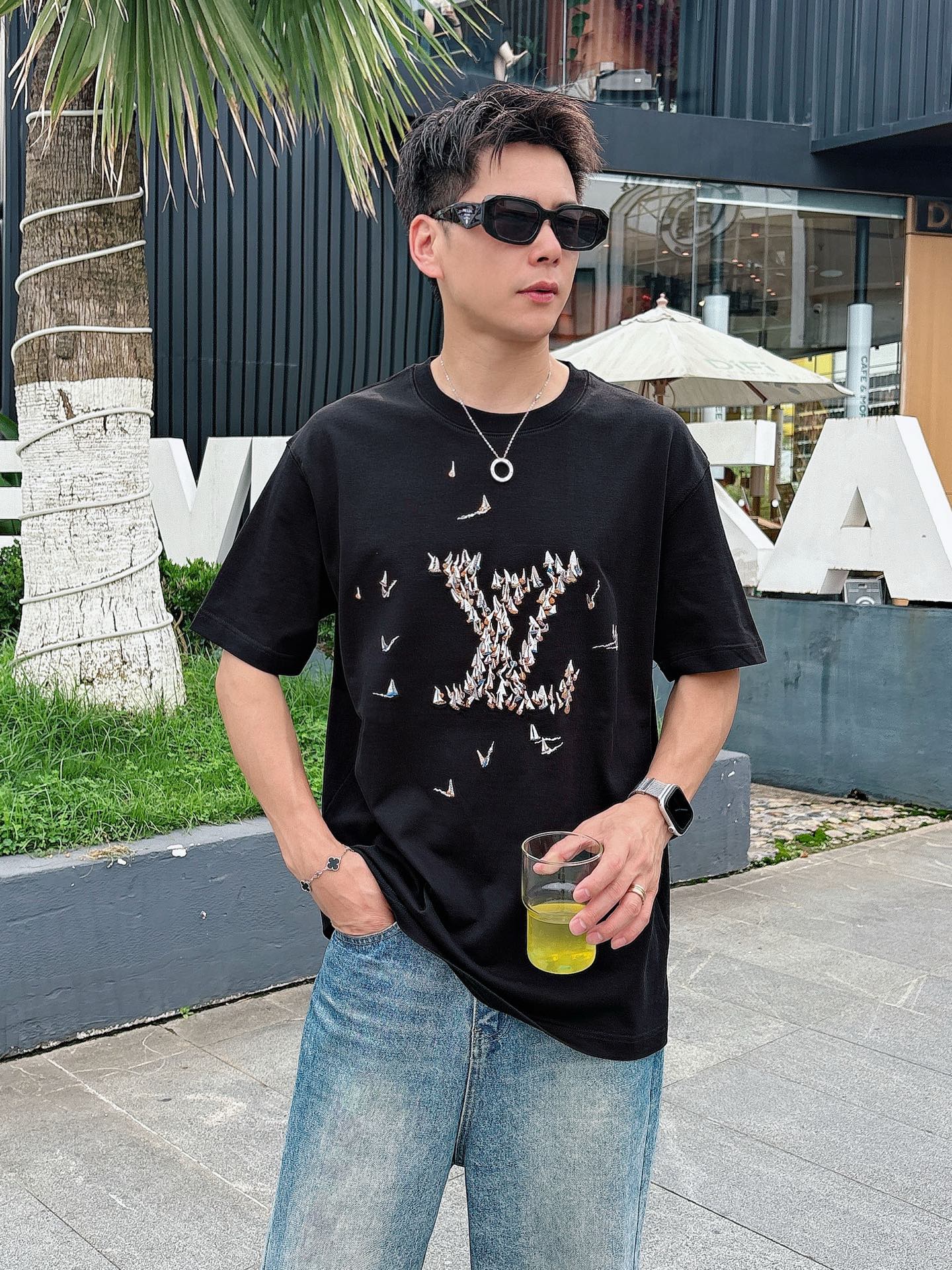LV 26A Short-Sleeve T-Shirt Multicolor Cotton 406019
