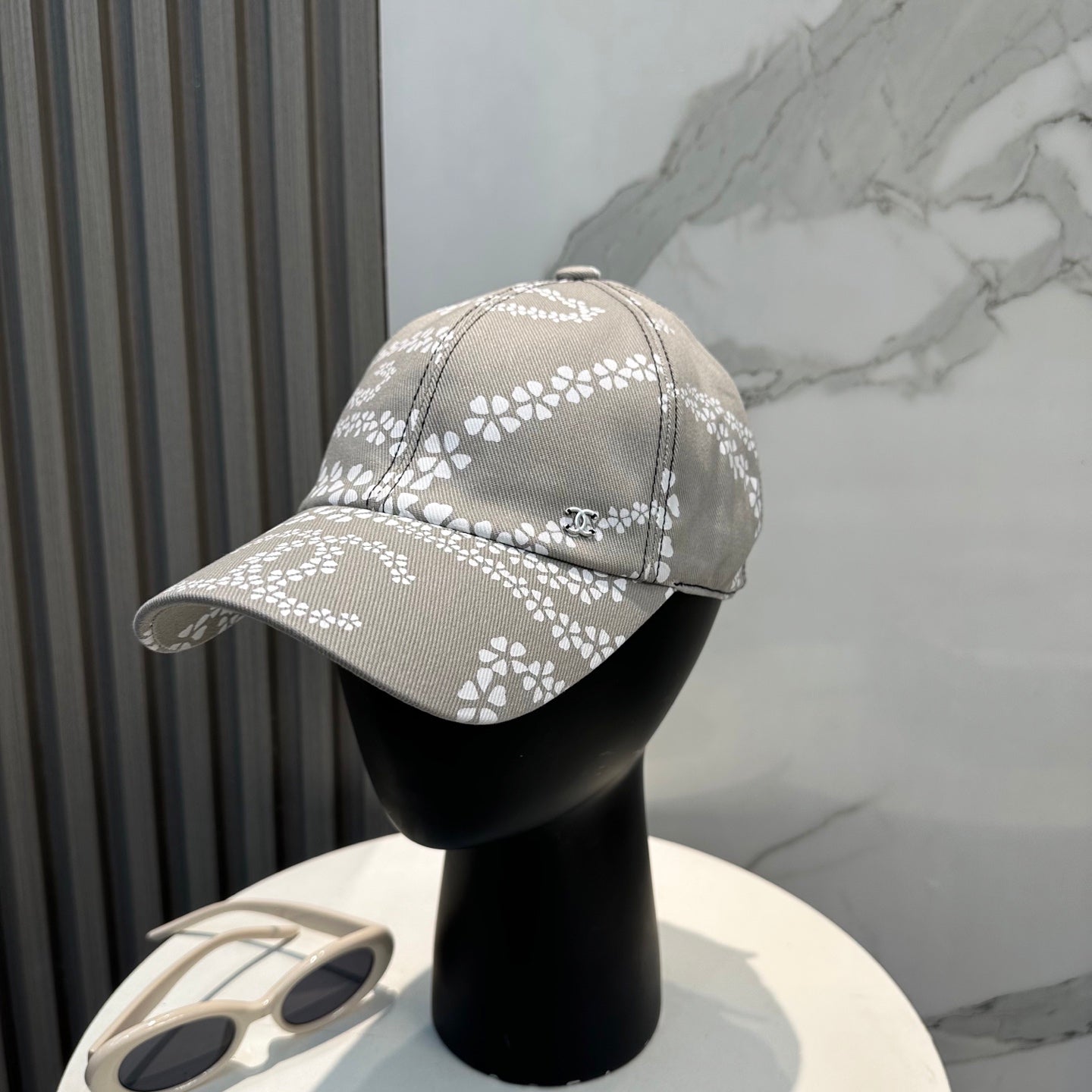 Chanel Baseball Cap With CC Logo And Floral Pattern Cotton 237368
