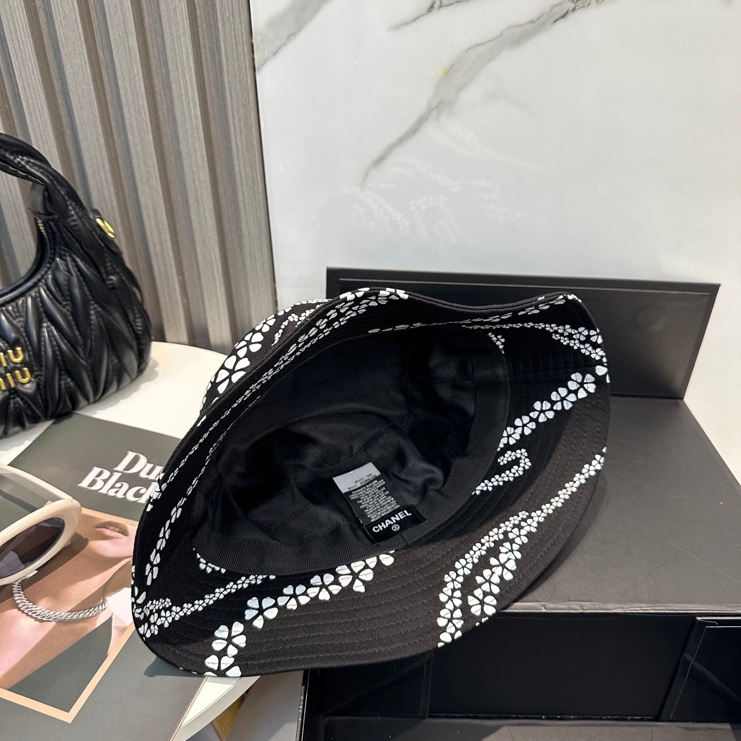 Chanel Bucket Hat With CC Logo And Floral Pattern Cotton 237371