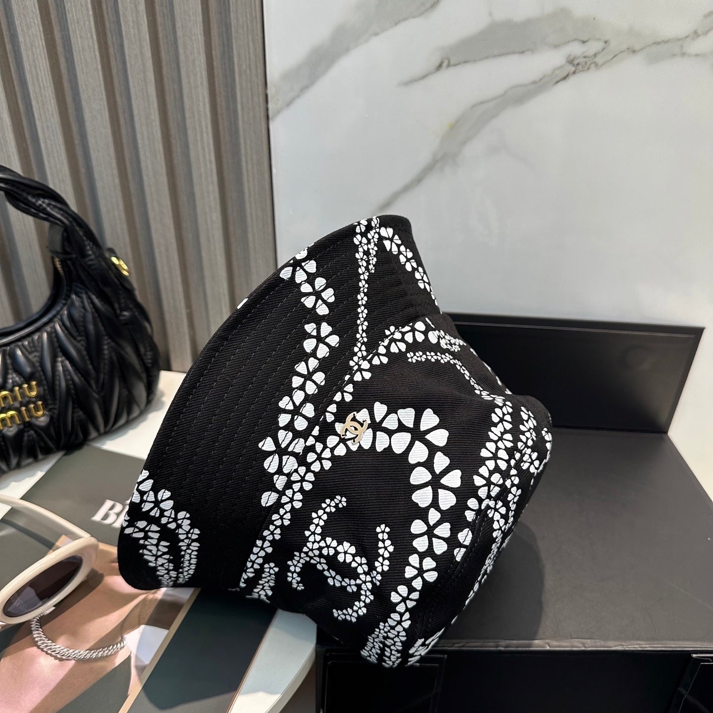 Chanel Bucket Hat With CC Logo And Floral Pattern Cotton 237371