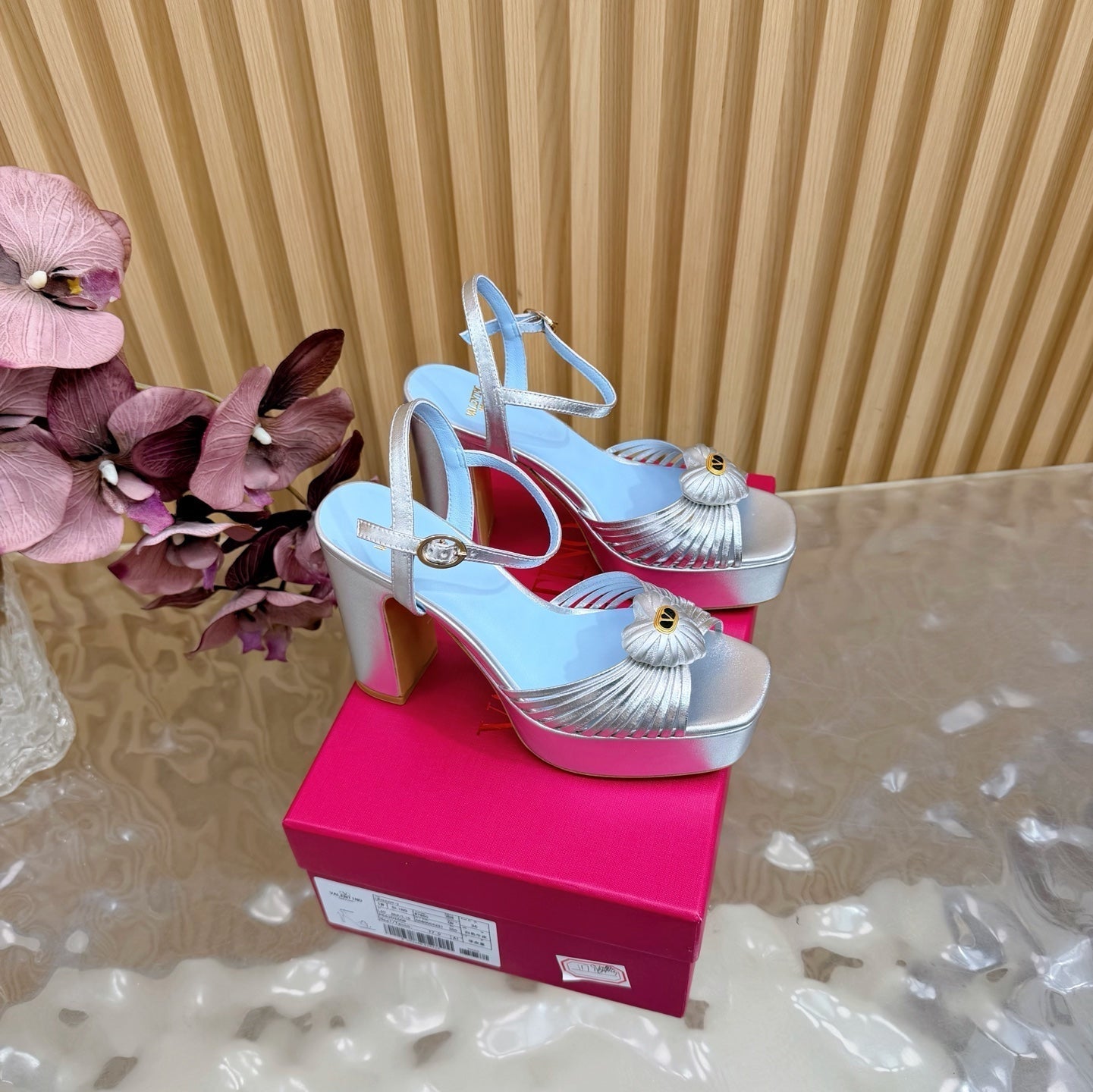 VT 26s Stiletto Platform Sandals Heart 100 Cowhide 702271