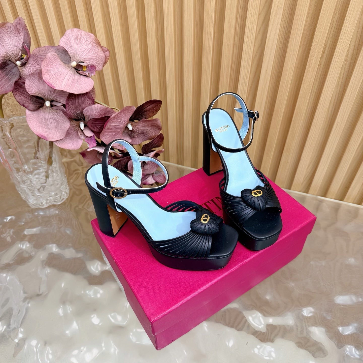 VT 26s Stiletto Platform Sandals Heart 100 Cowhide 702271
