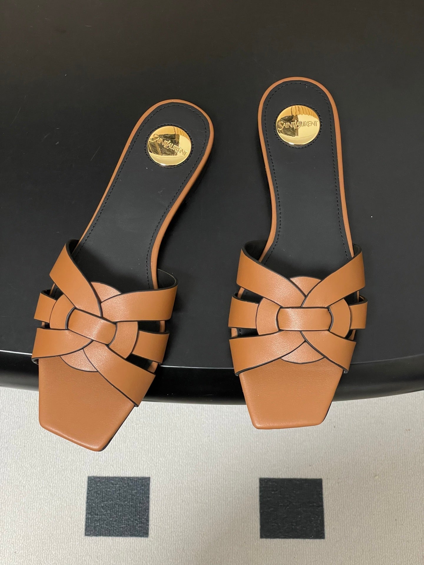 YSL 26ss Melody Stiletto Flat Slippers Calfskin