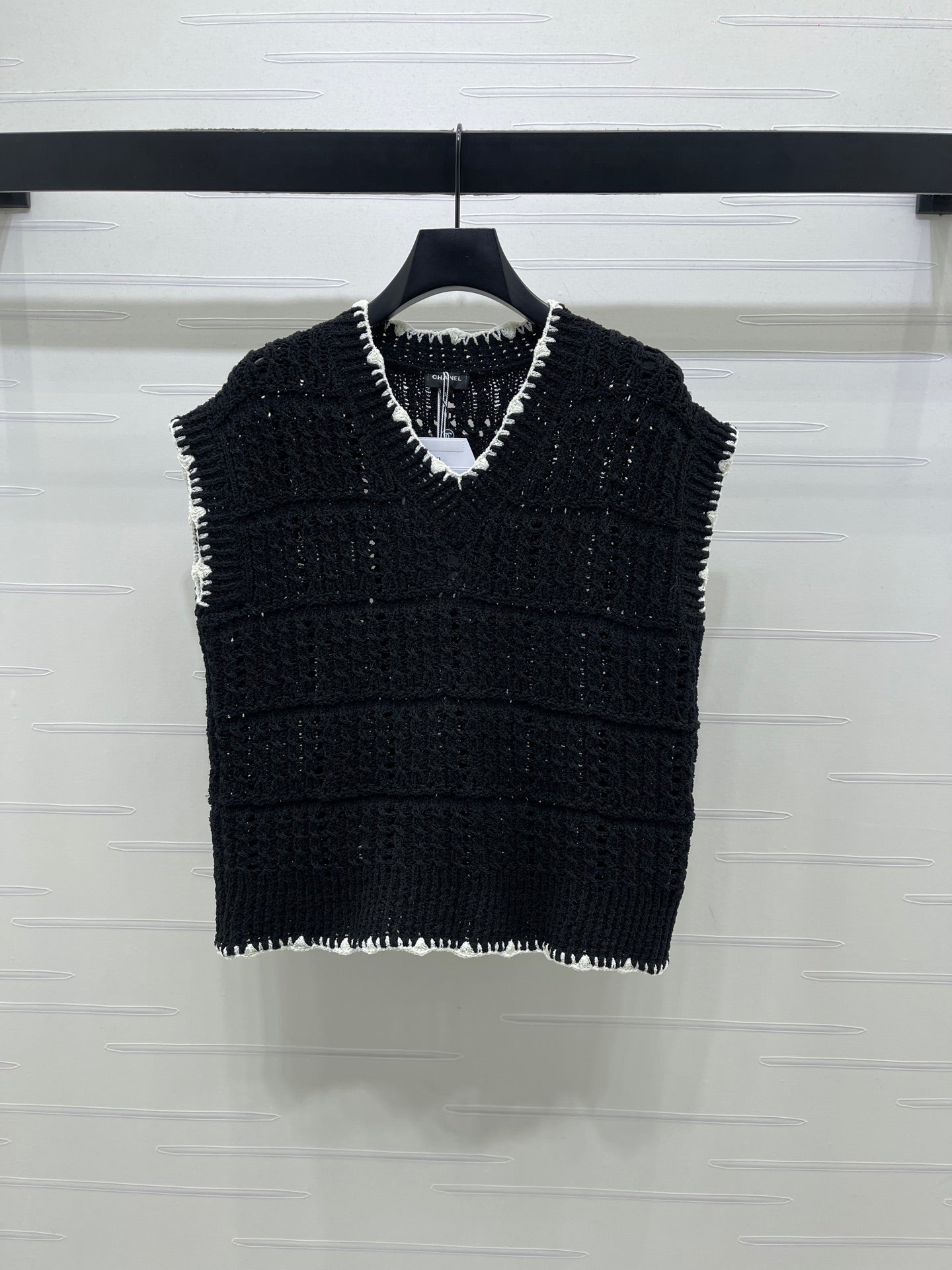 Chanel 2026 V-Neck Knit Vest Black and White Cotton Polyamide