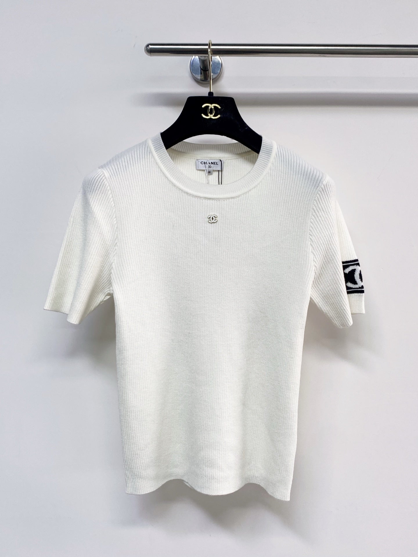 Chanel 2026 Short-Sleeve Shirt Black and White Wool 99210