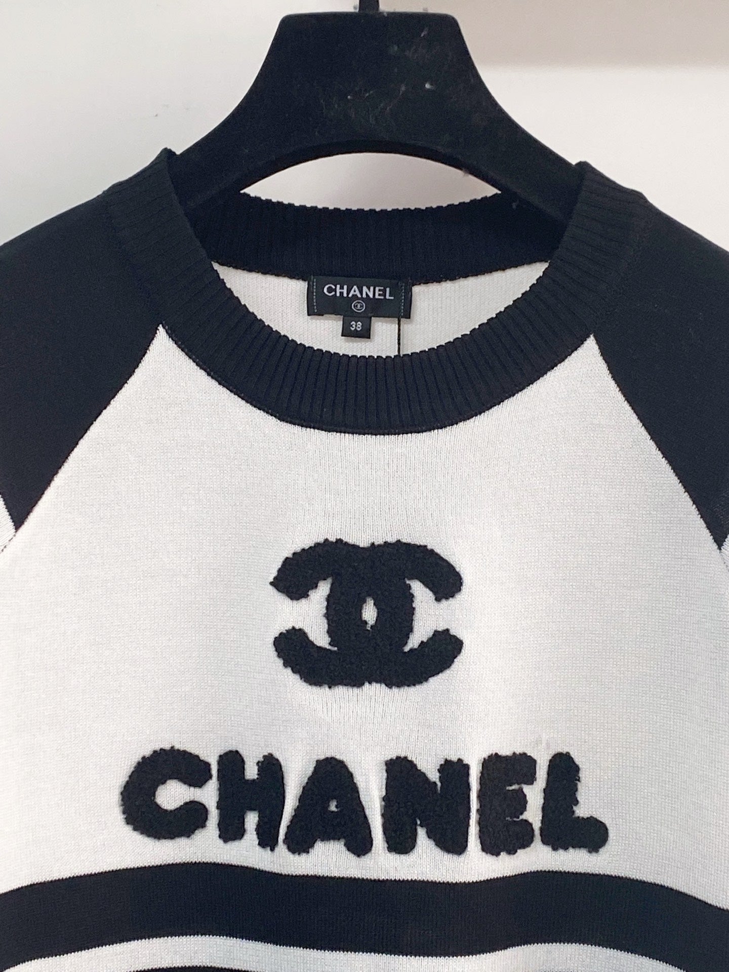 Chanel 2026  Short-Sleeve Shirt Pink Black White Wool Cashmere