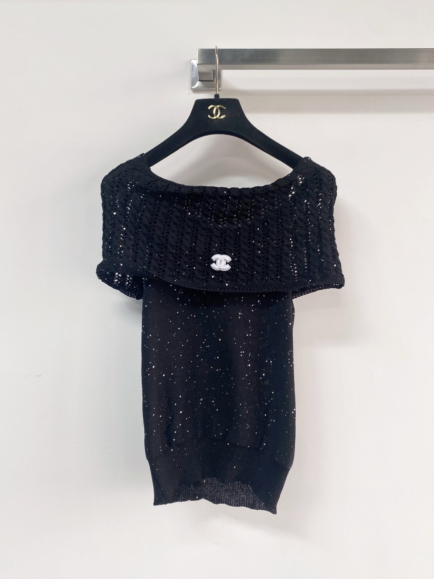 Chanel 2026 Off-the-shoulder Knitted Top Wool Cashmere