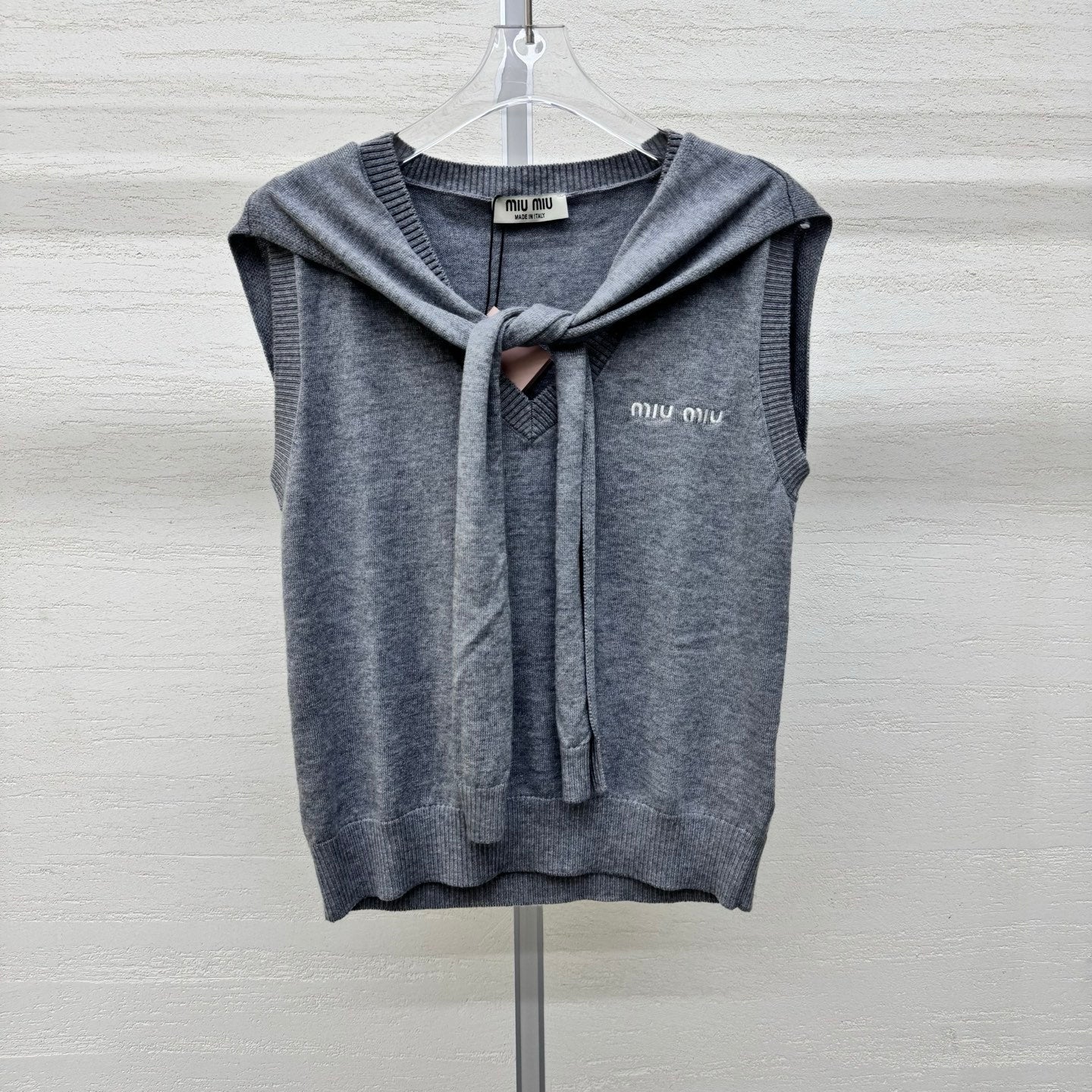 Miumiu 2026 Vest With Scarf Gray Blue Red Wool Cashmere 356954