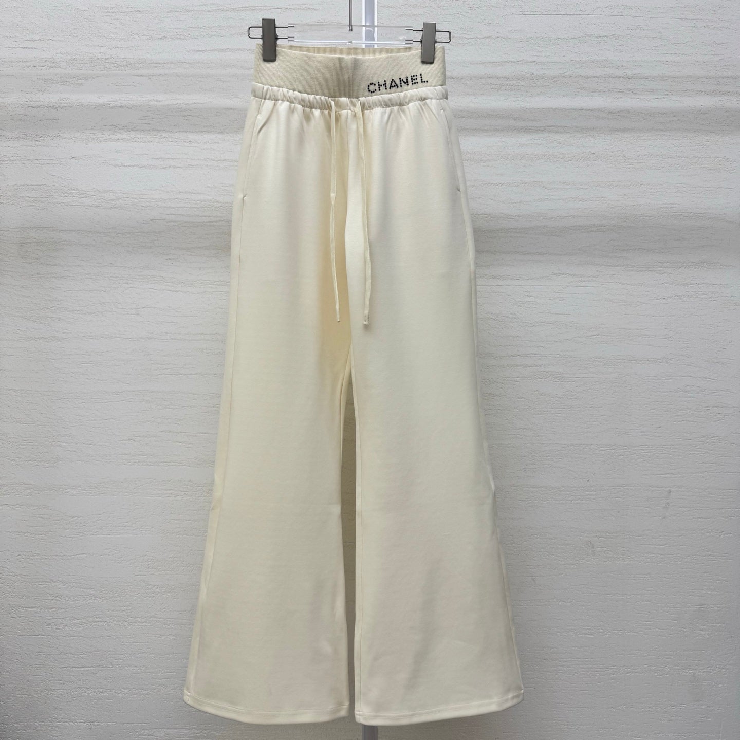 Chanel 2026 Rhinestone Waistband Casual Pant Cotton 356983