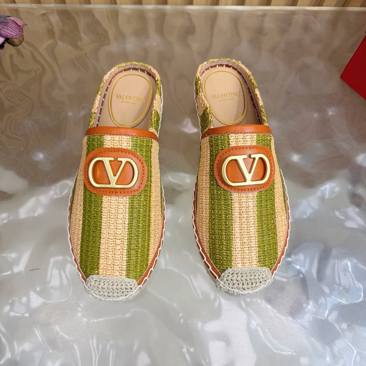 VT Garavani 26s Mule Woven Raffia 702263
