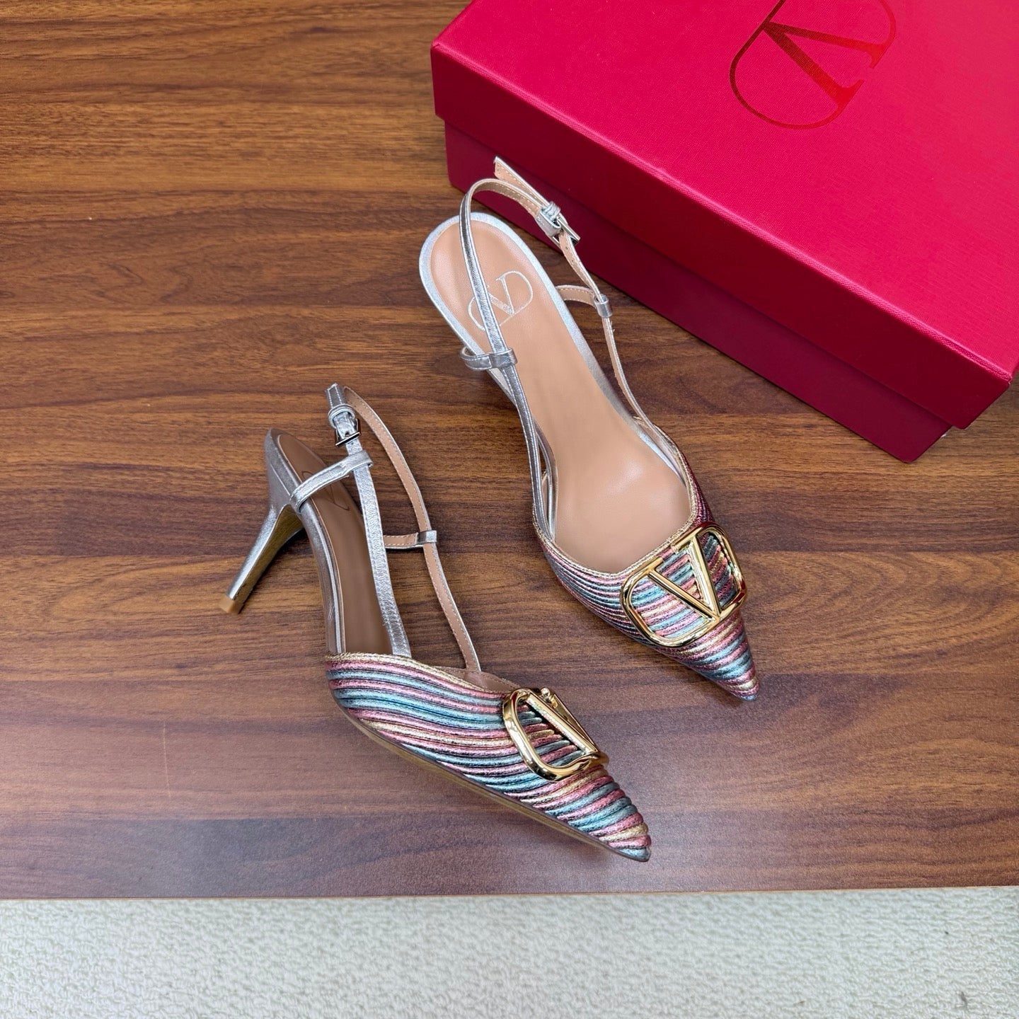 Valentino 2026 Foliefoliage Slingback Pumps Grainet Calfskin 871049
