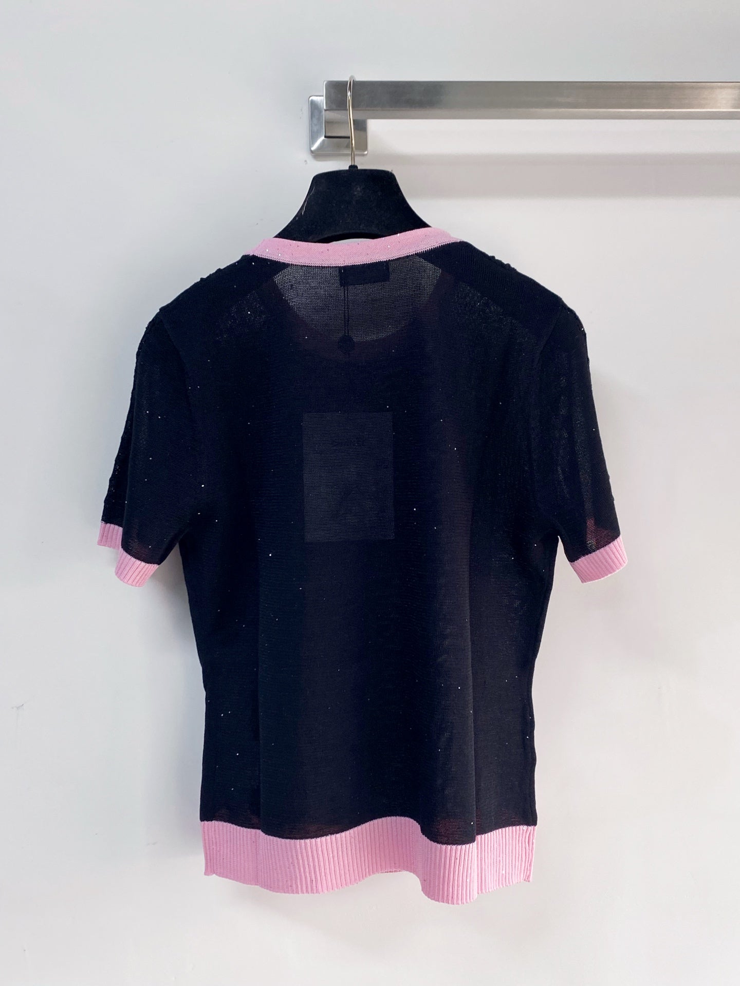 Chanel 2026 Short-sleeved T-shirt Pink Black Tencel 149474