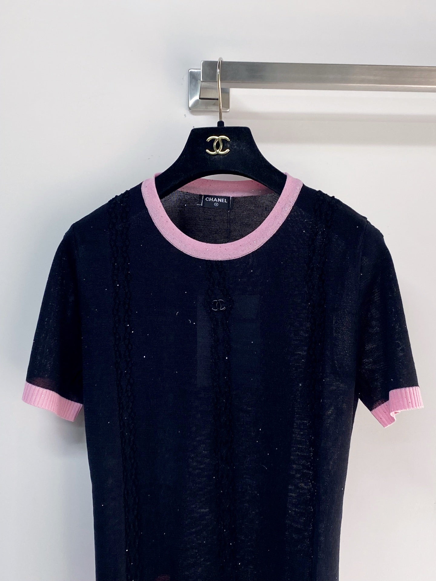 Chanel 2026 Short-sleeved T-shirt Pink Black Tencel 149474