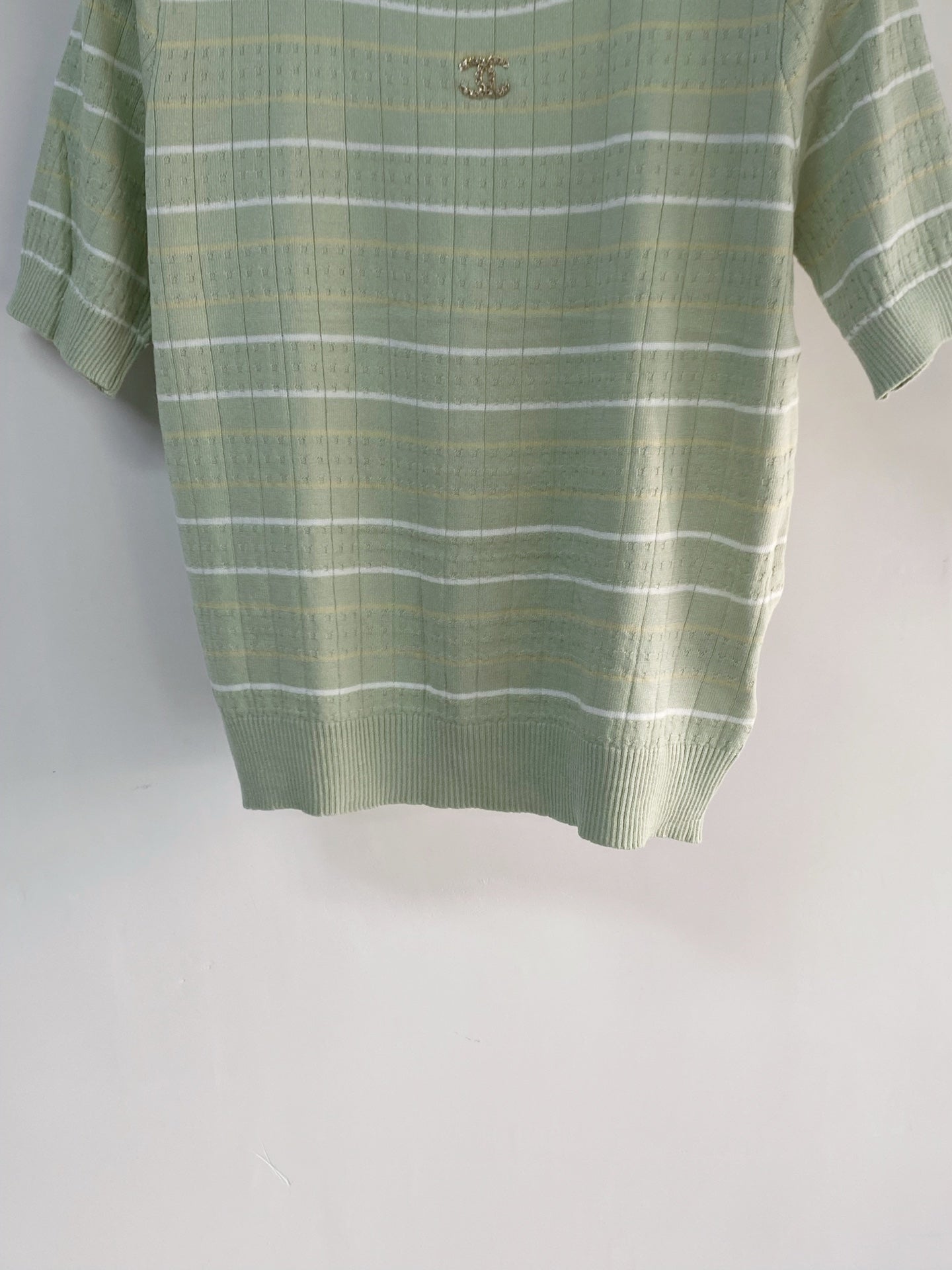 Chanel 2026 Short-sleeved T-shirt Green White Cashmere Wool 149440
