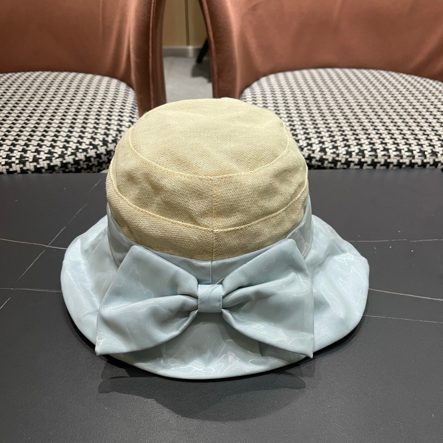 Burberry Logo Patch Bucket Hat 195983