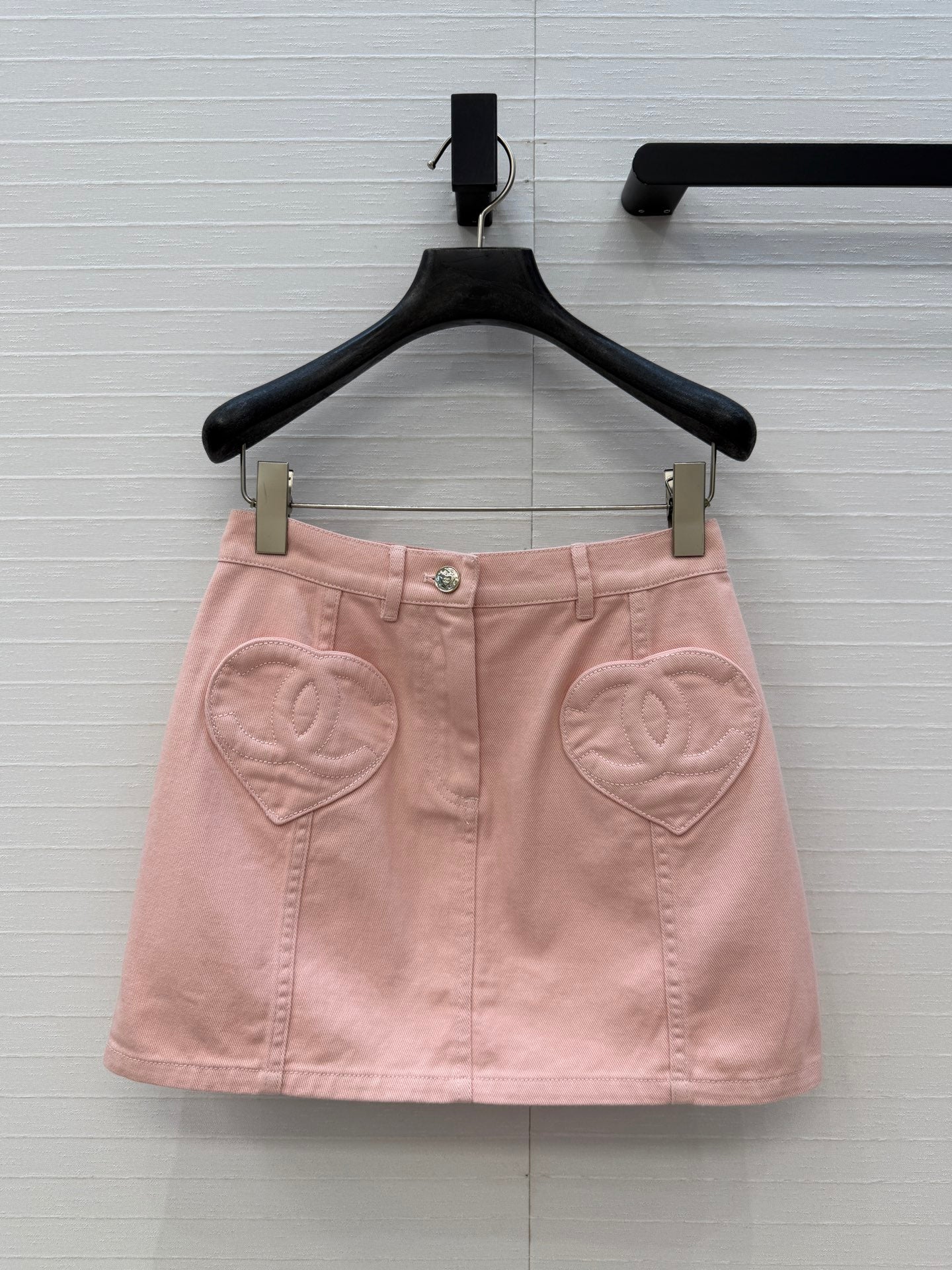 Chanel 2026 Elegant Heart-Shaped Double C Pocket Denim Set Pink Cotton 360887