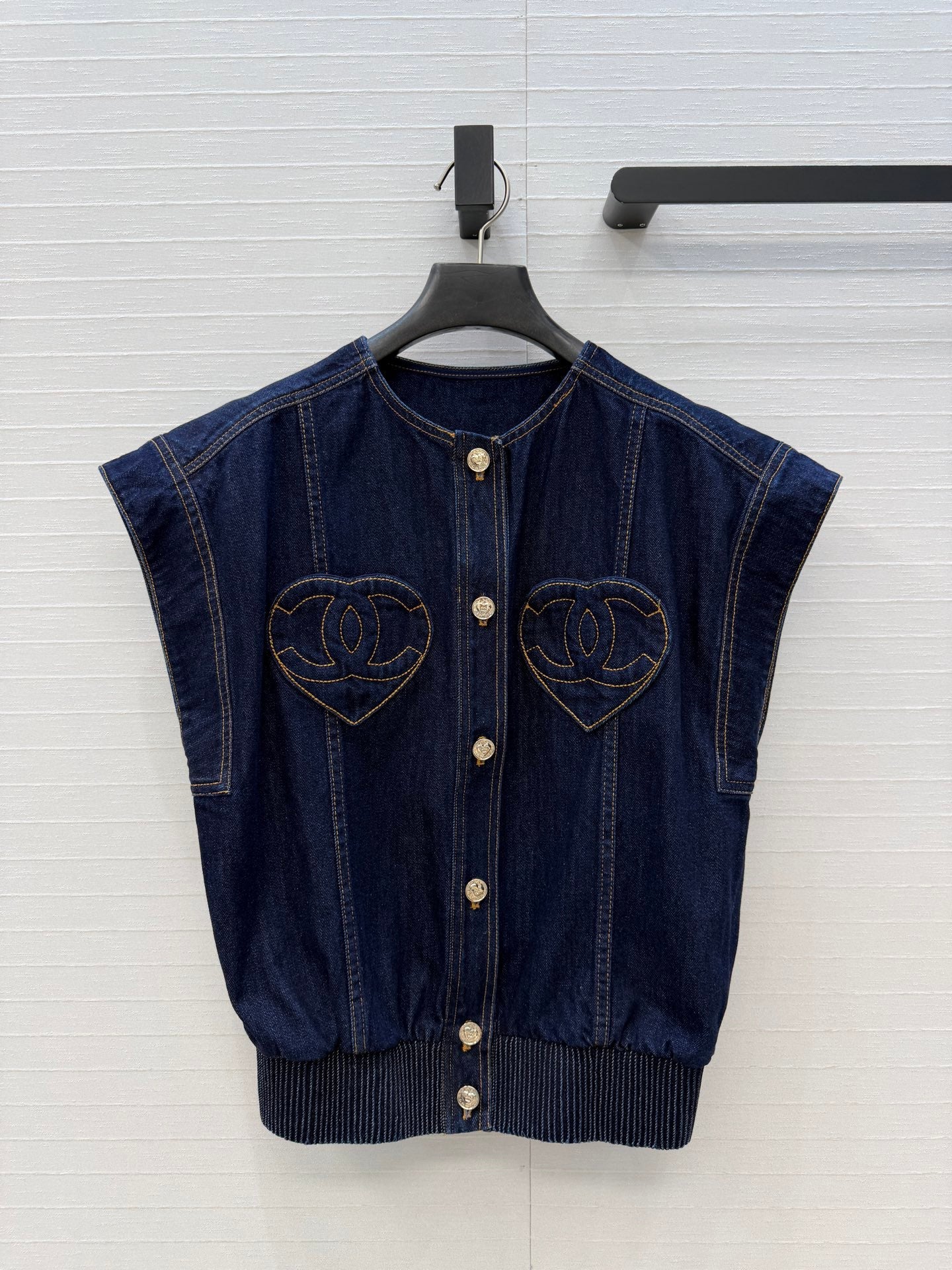 Chanel 2026 Elegant Heart-Shaped Double C Pocket Denim Set Blue Cotton 360881
