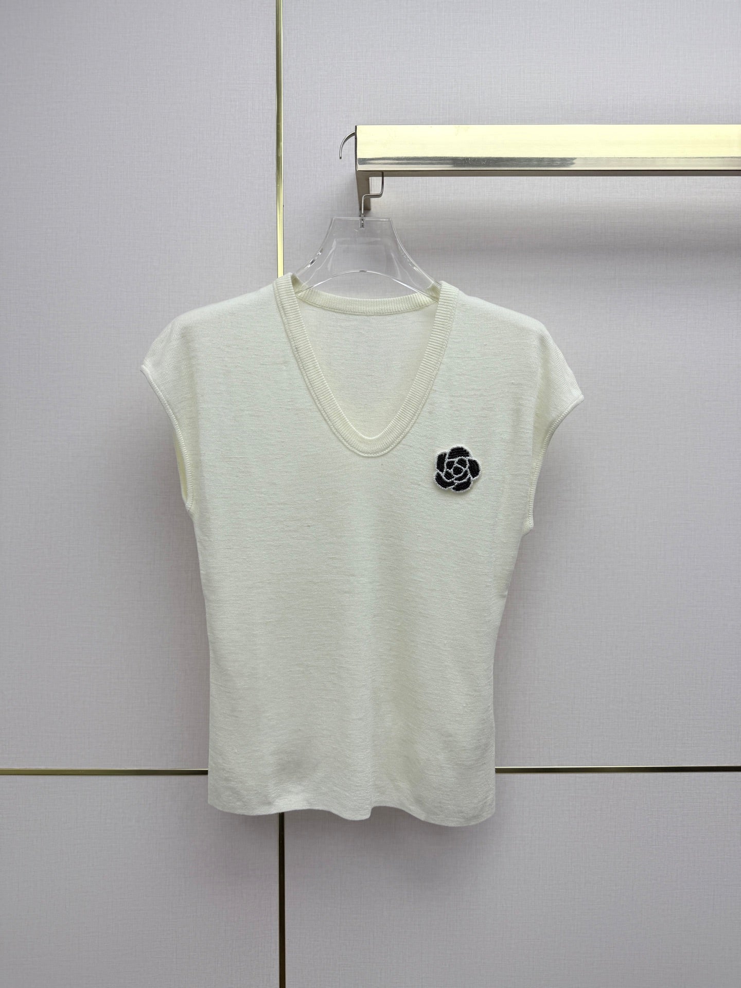 Chanel 2026 U-neck Top With 3D Flower 367688