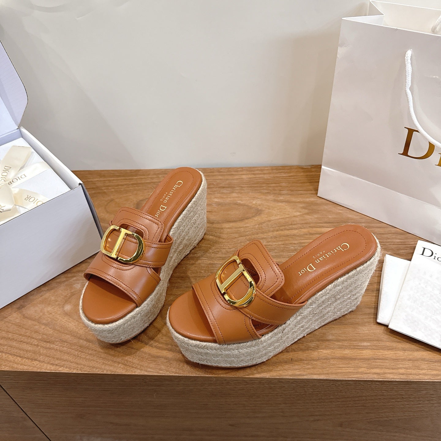 Dior 2026 CD Logo Wedge Sandals 95mm Straw Leather 911783