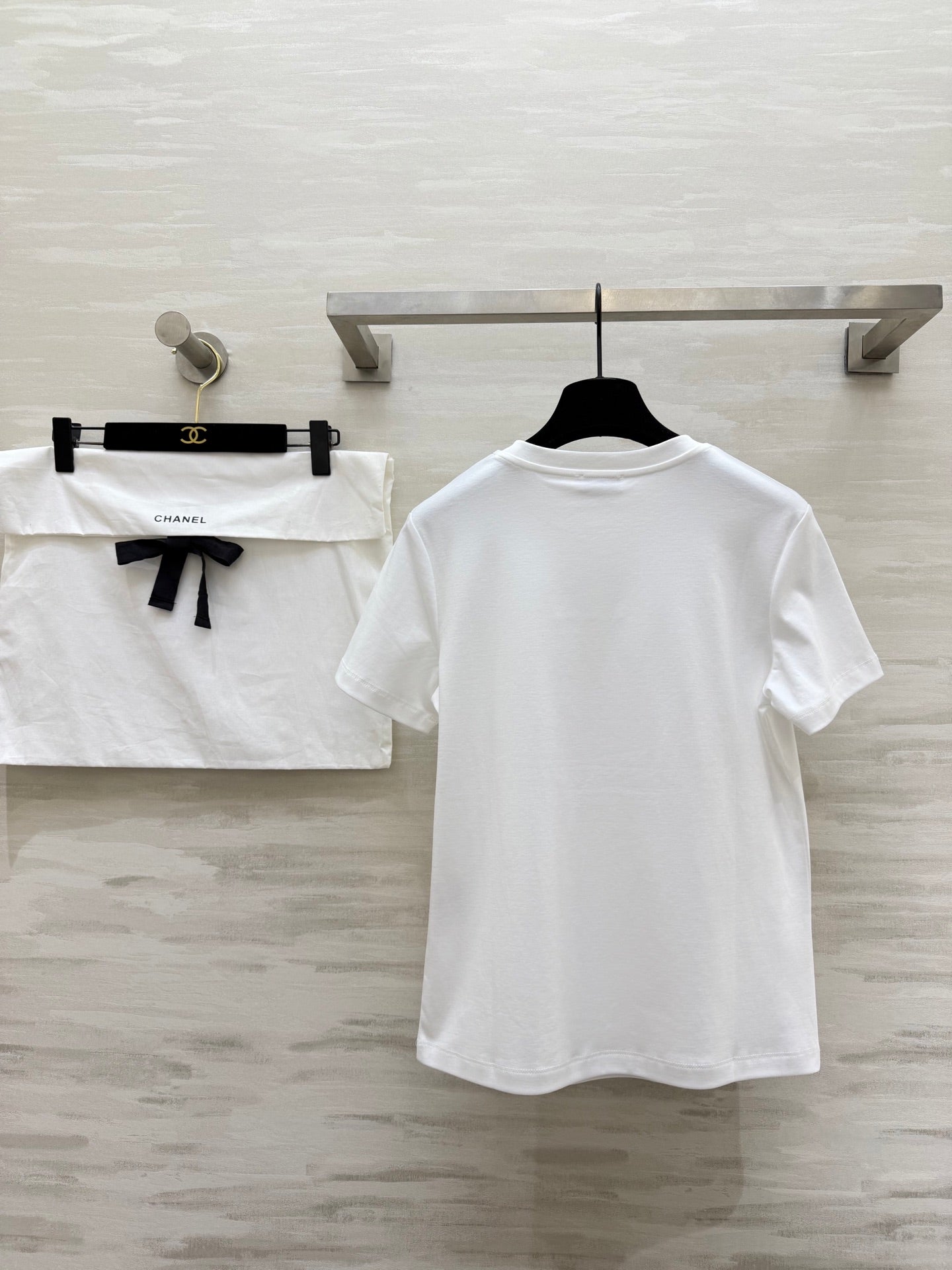 Chanel 2026 Embossed Embroidered T-Shirt Cotton 195020