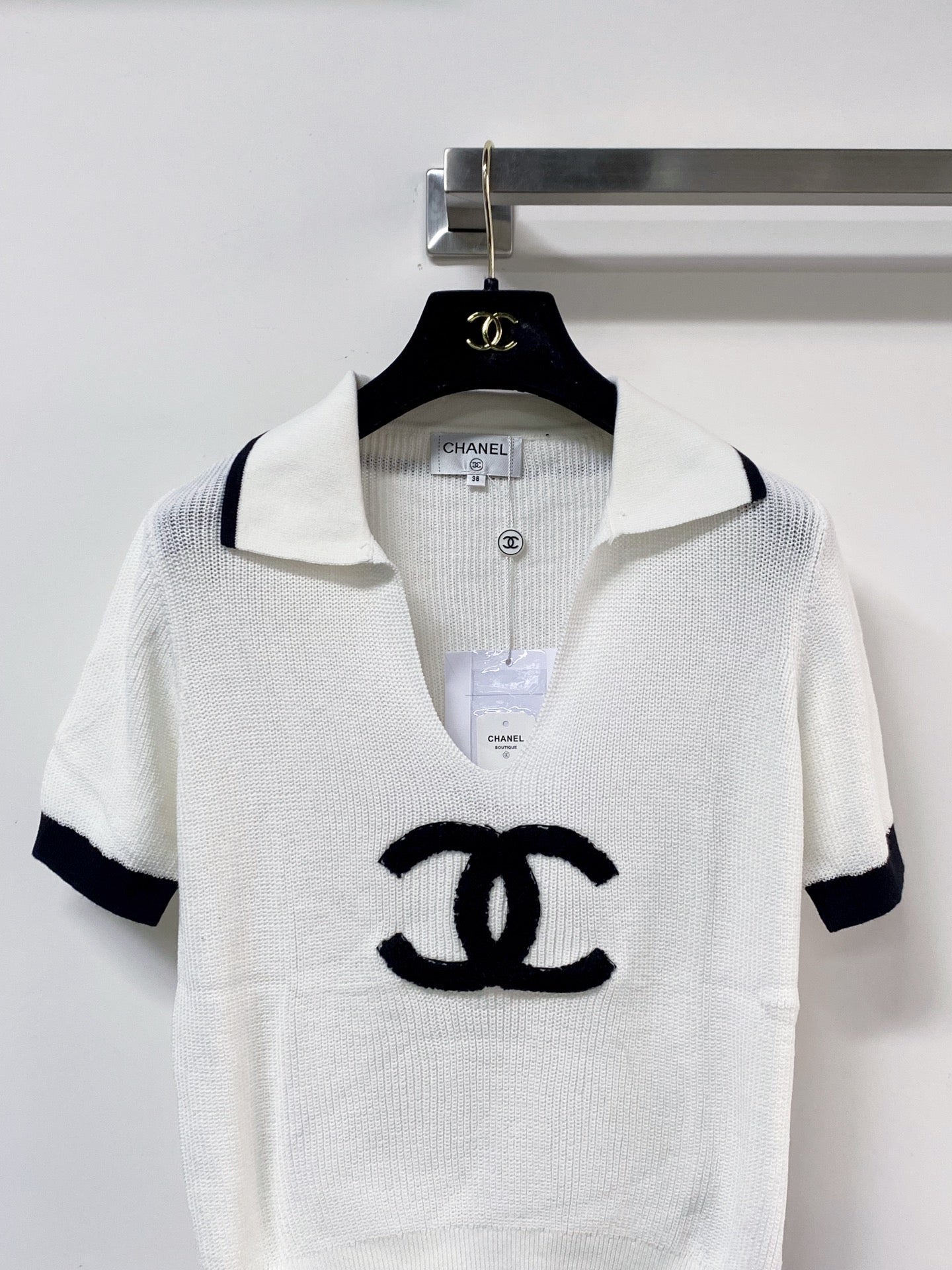 Chanel 2026 V-neck Polo Sweater Top Wool Nylon 207996