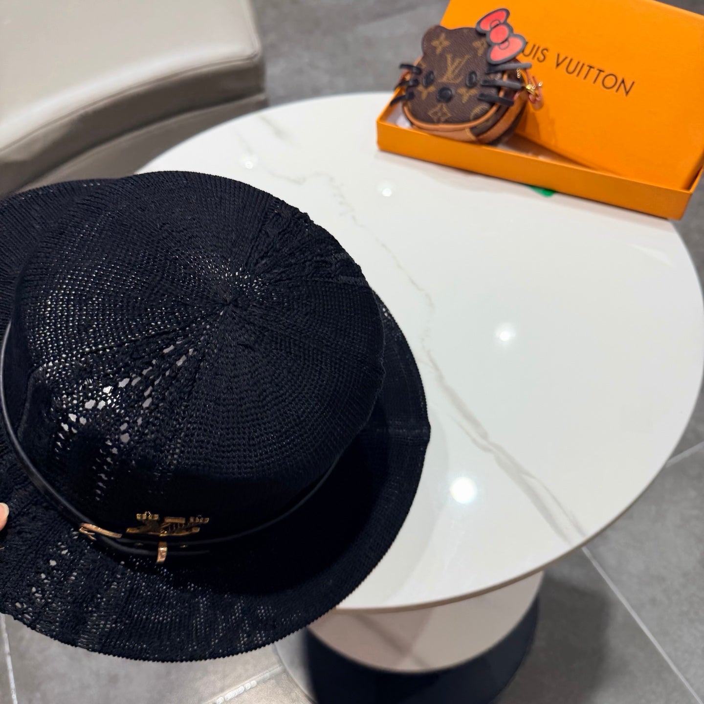 Louis Vuitton  Hollow-Out Flat Top Knit Hat 219132