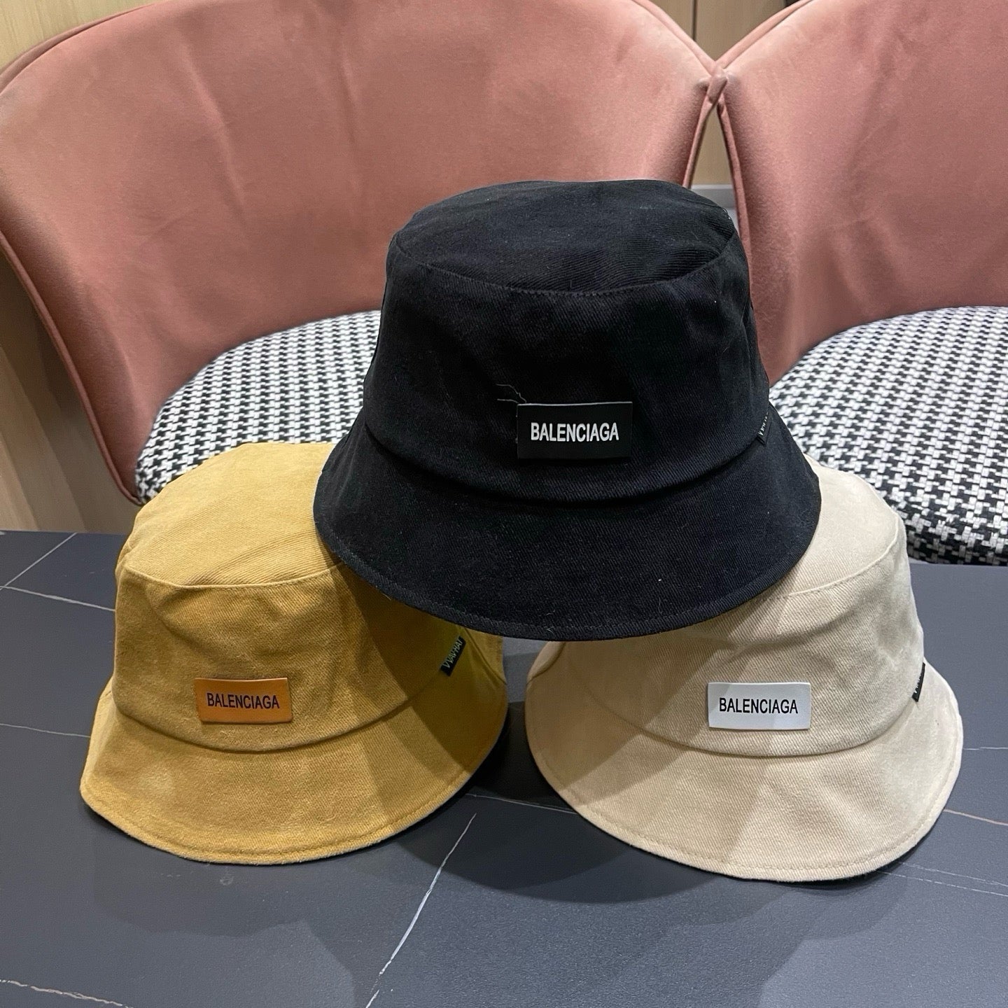 Balenciaga Bucket Hat 221093