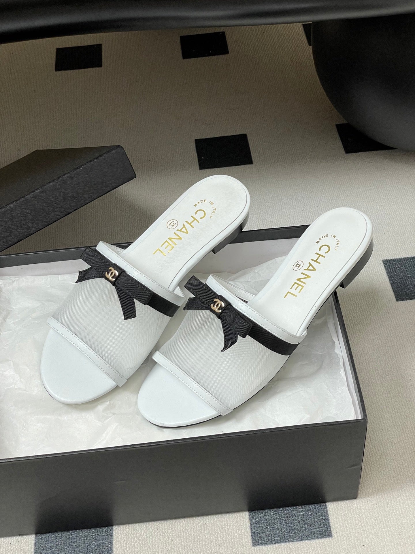 CC 2026 Sandal Bow Mesh Calfskin