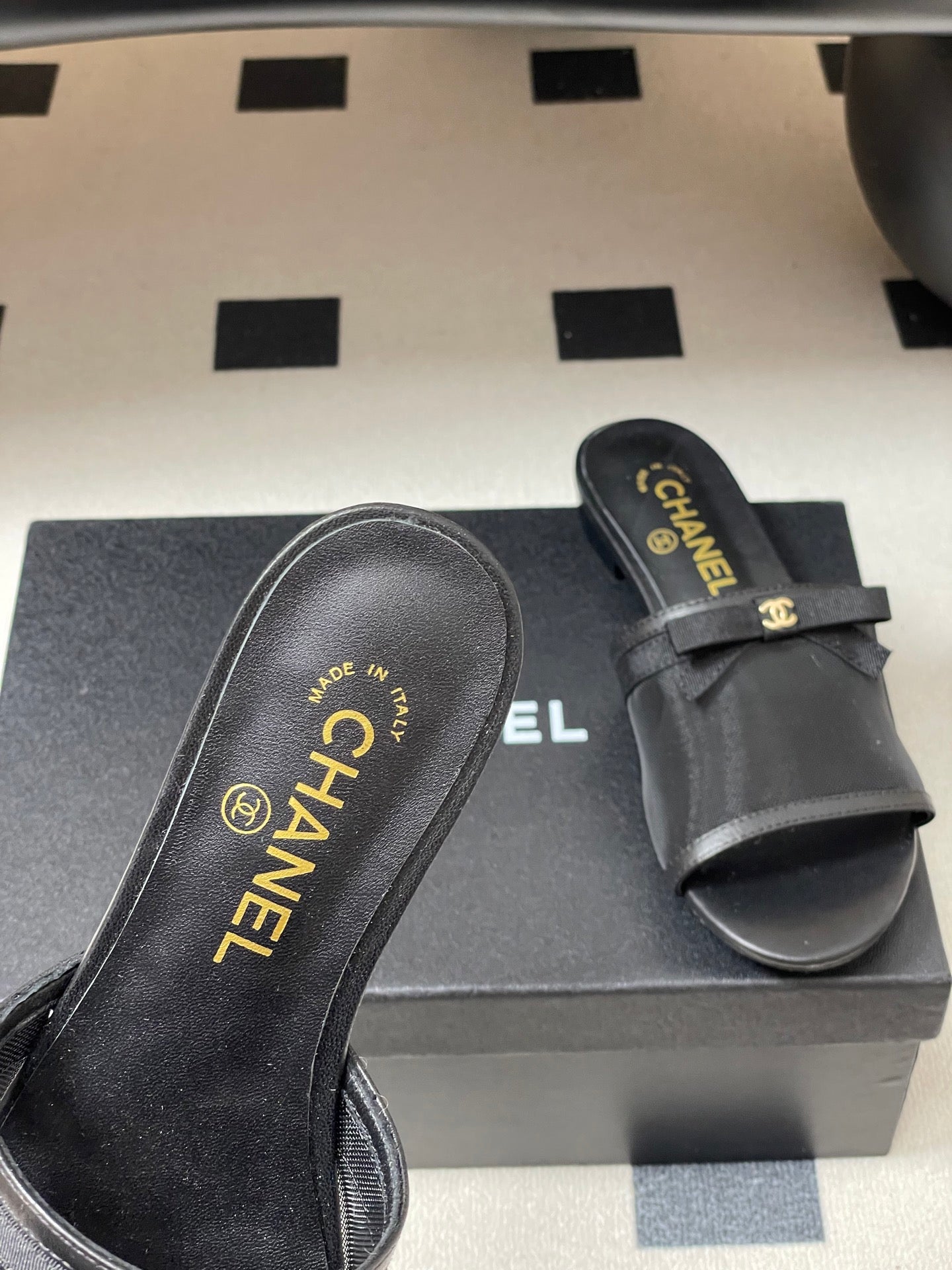 CC 2026 Sandal Bow Mesh Calfskin