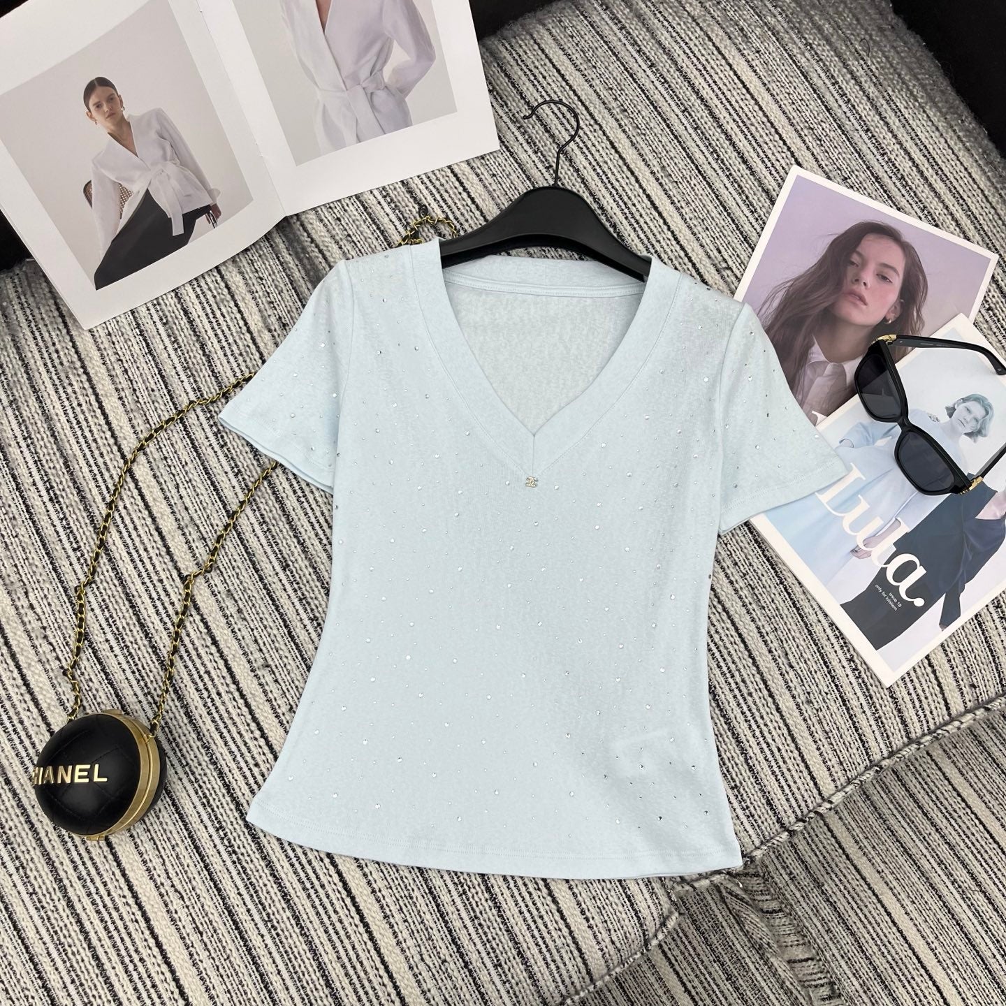 Chanel 2026 Collar Short-sleeved Top With Rhinestone Cotton 367862