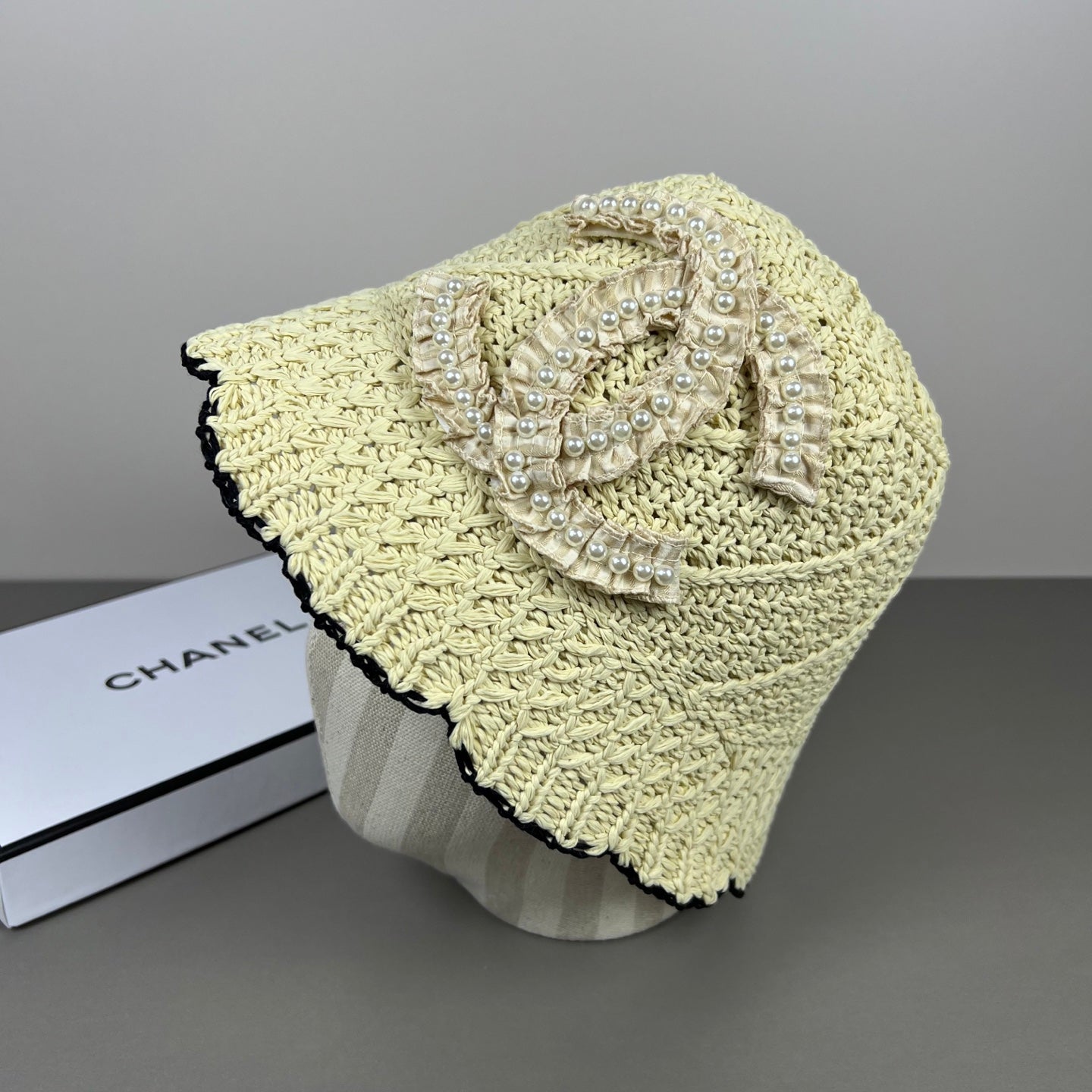 Chanel Knitted Lace Bucket Hat Wool With CC Logo And Pearls 237350