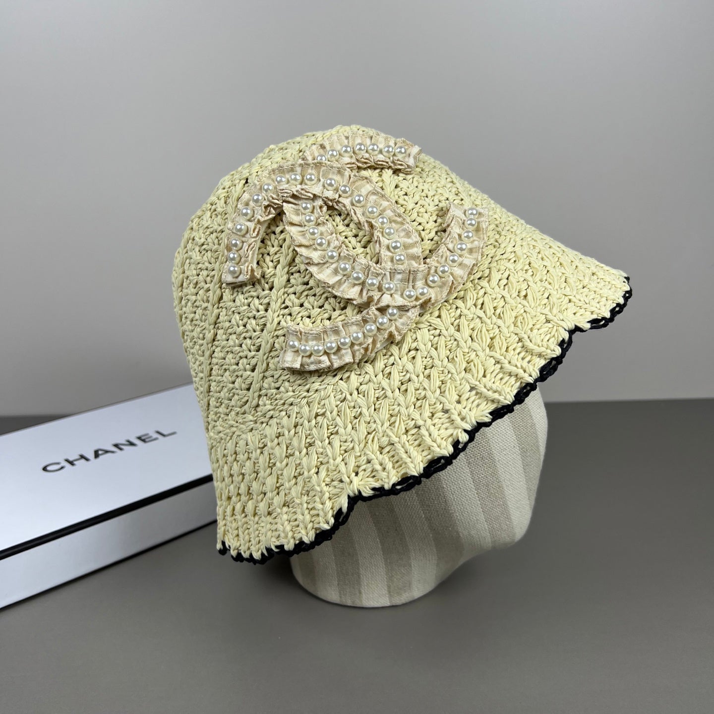 Chanel Knitted Lace Bucket Hat Wool With CC Logo And Pearls 237350