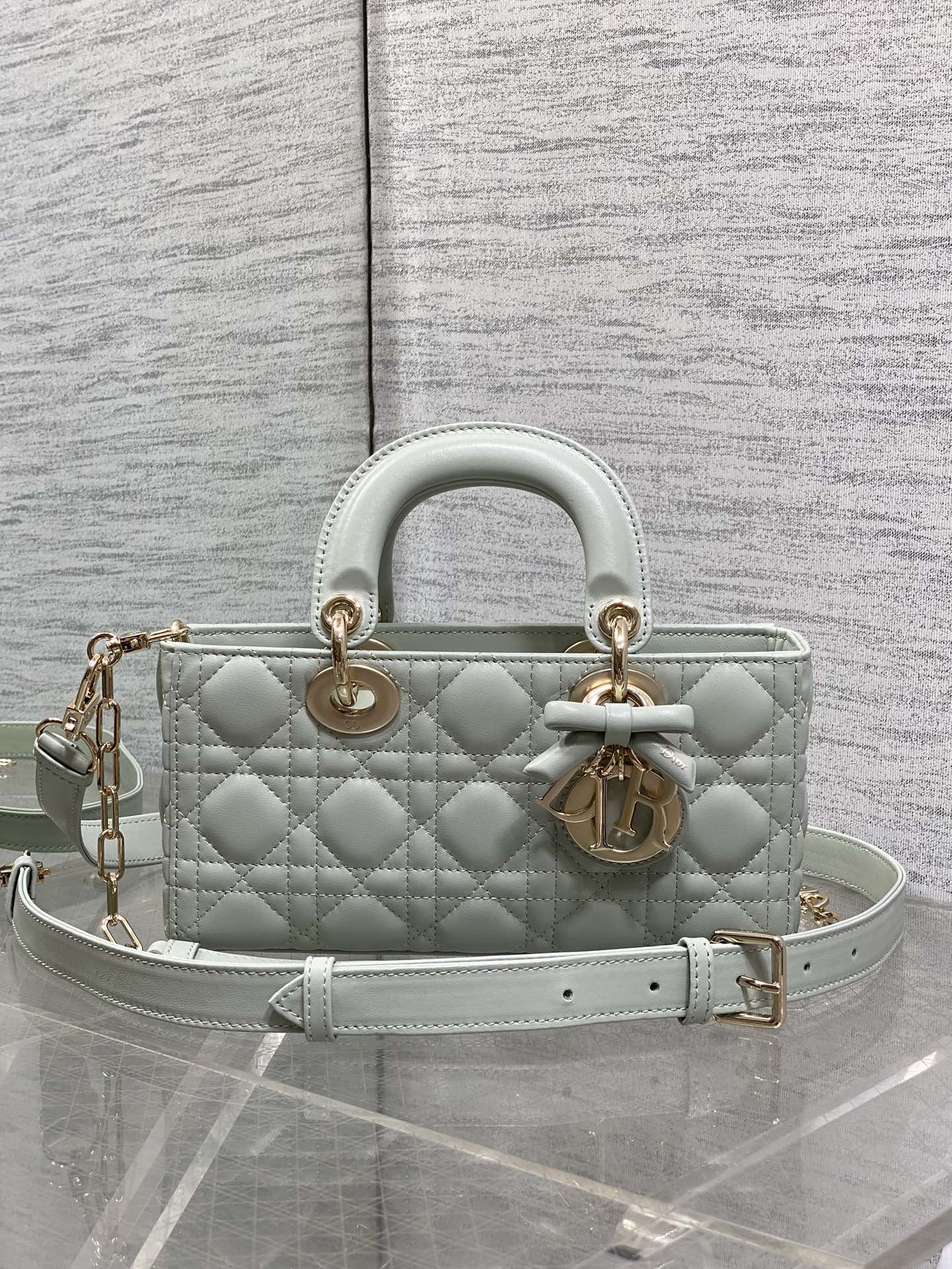 Dior 2026 Bow Lady D-Joy Lily Green Cannage Lambskin 286525