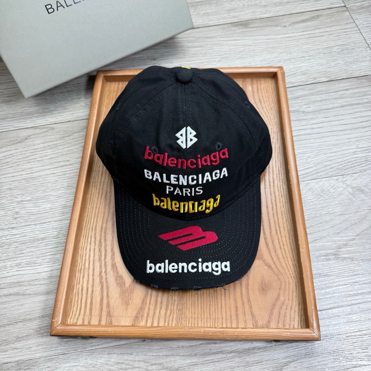 Balenciaga Multi-colored Embroidered Logo Baseball Cap 240579