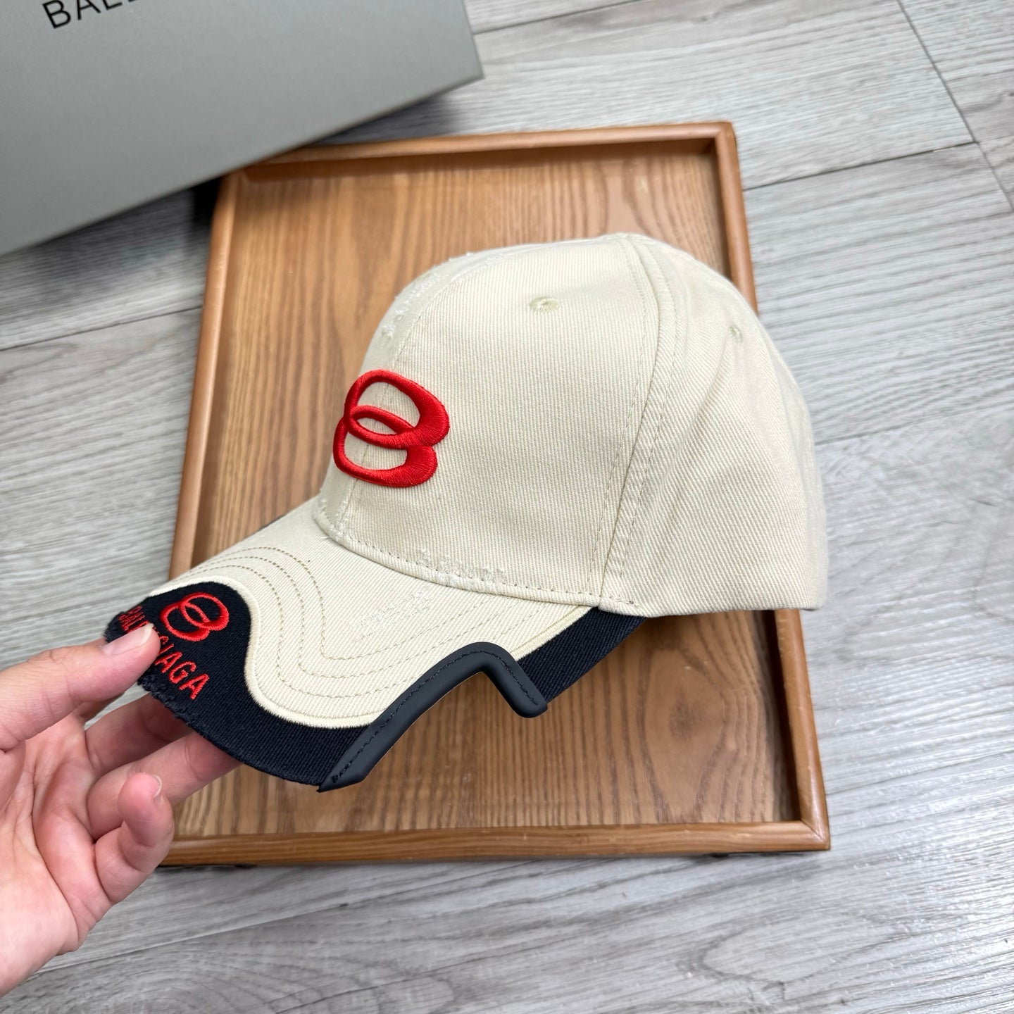 Balenciaga Baseball Cap With Distressed Logo 240584