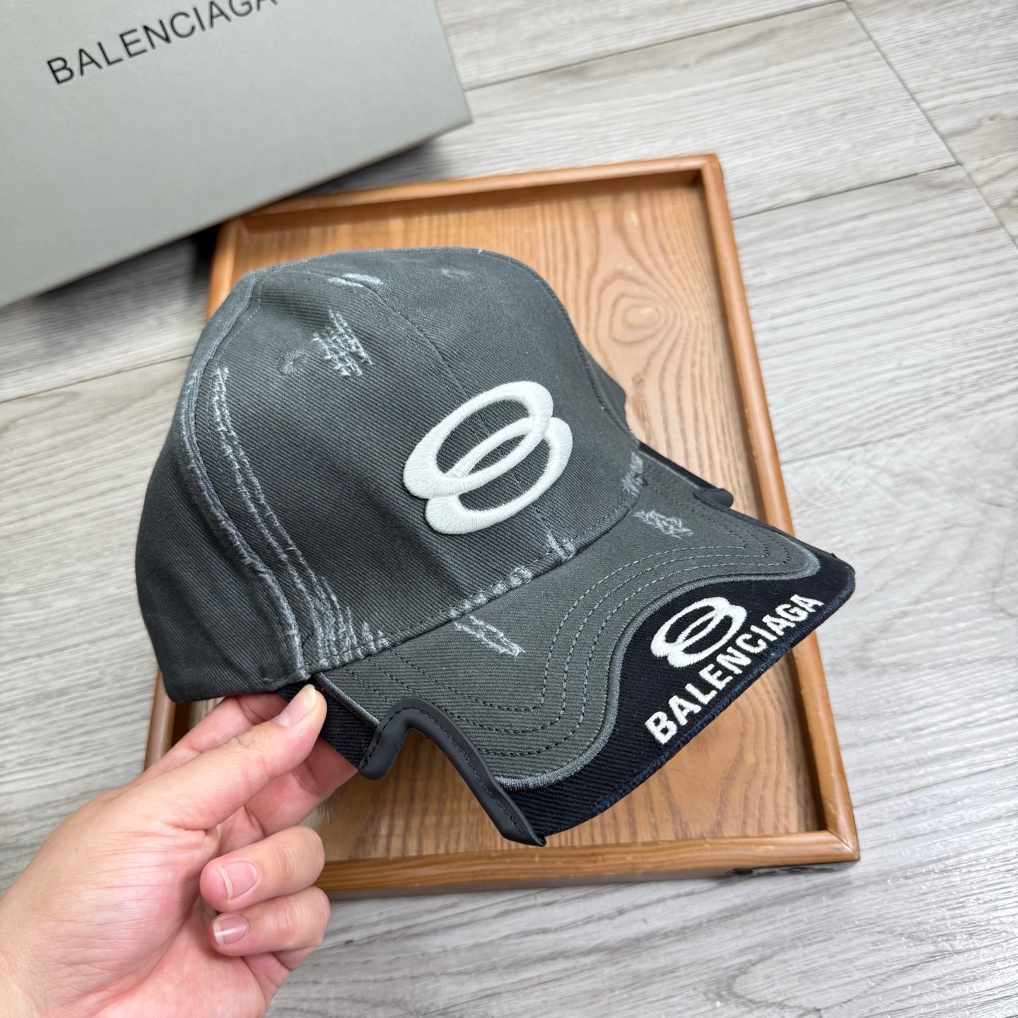 Balenciaga Baseball Cap With Distressed Logo 240584