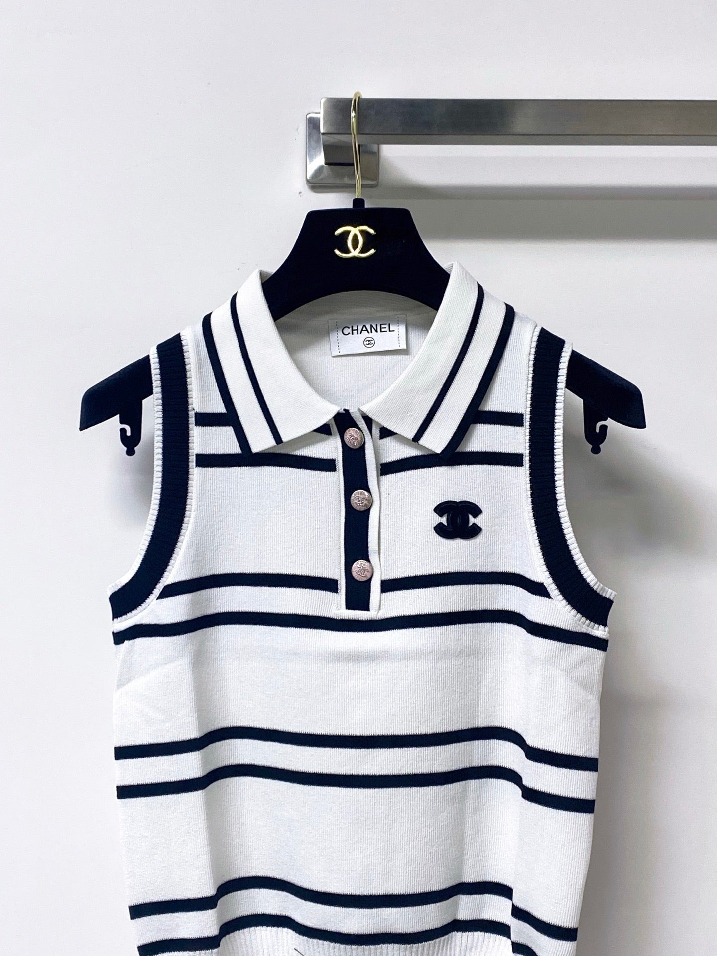 Chanel 2026 Striped Vest White and Black Tencel Wool 295249
