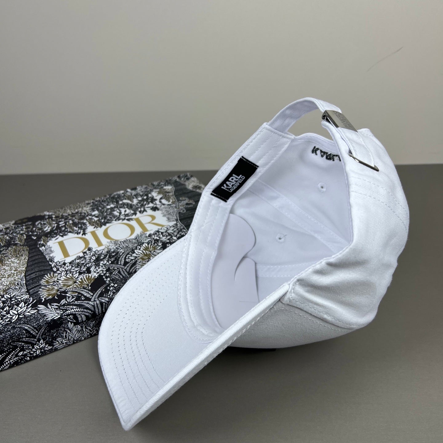 Karl Lagerfeld Baseball Cap Cotton 240636
