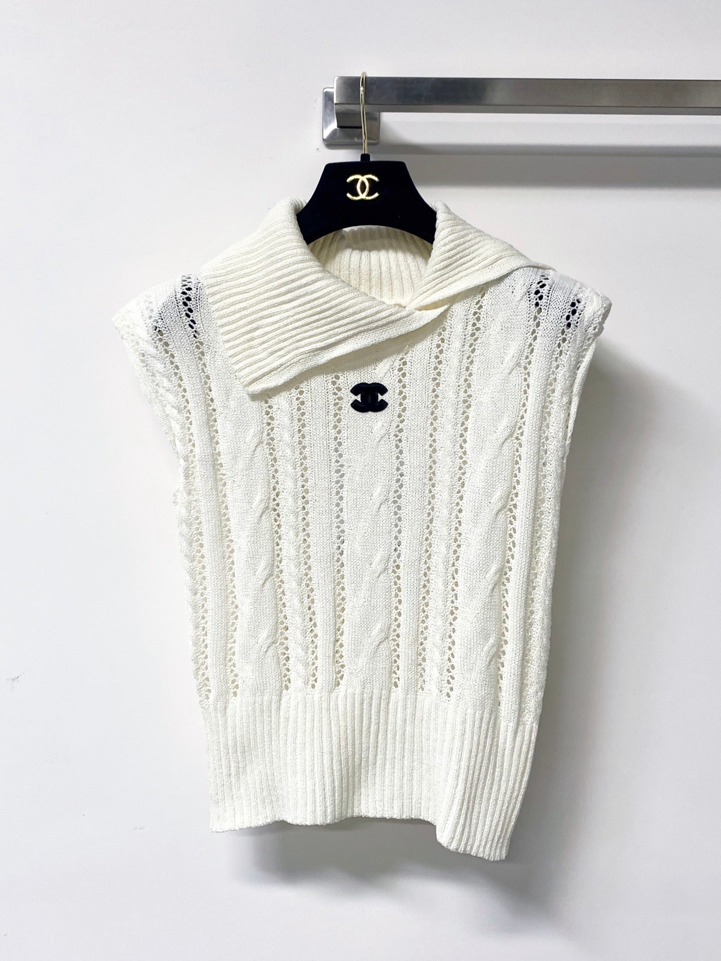 Chanel 2026 Knit Sweater Vest Laine Wool 315615
