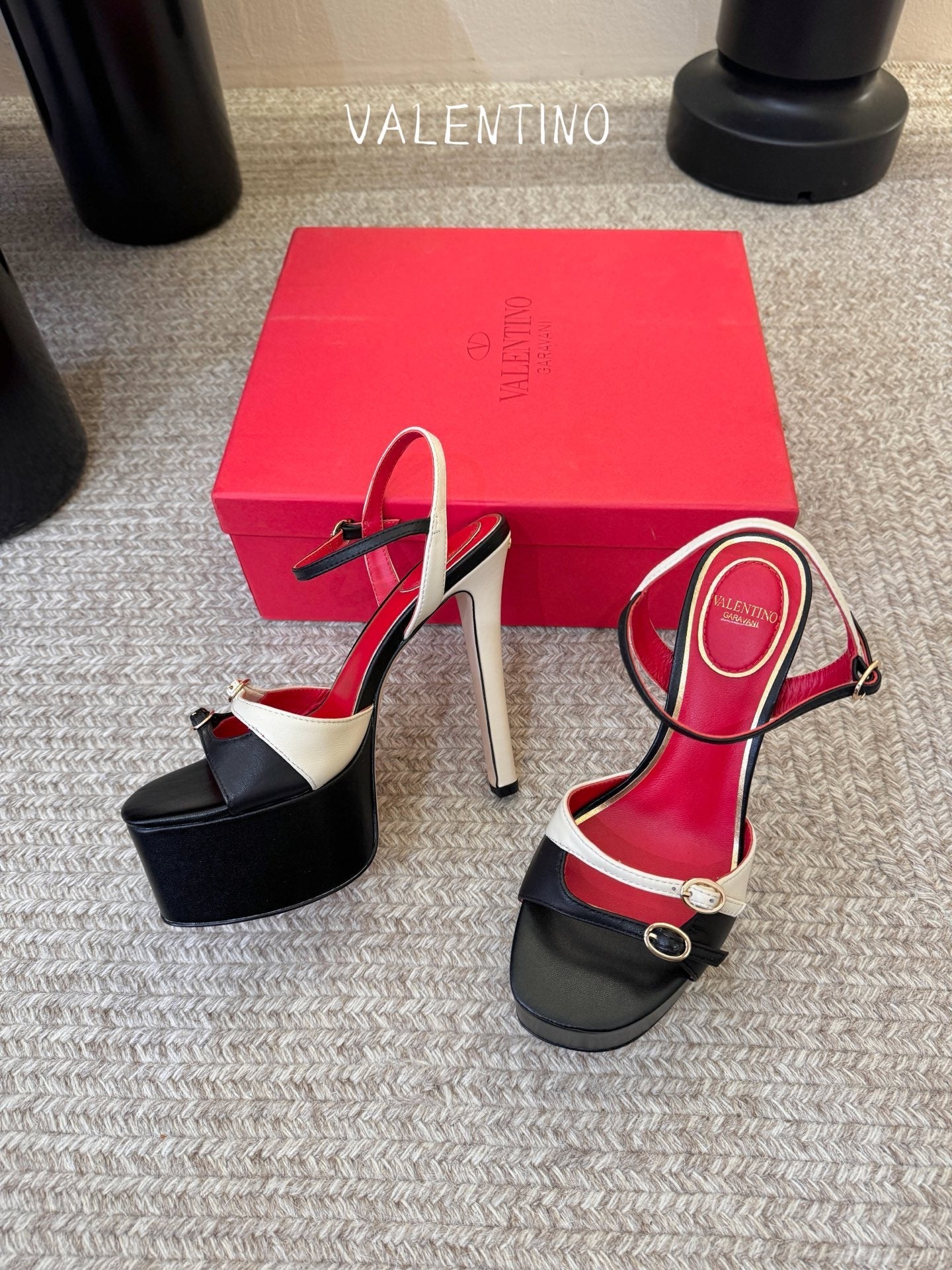 Valentino Garavani Crasher 145mm Leather Platform Sandal 835761