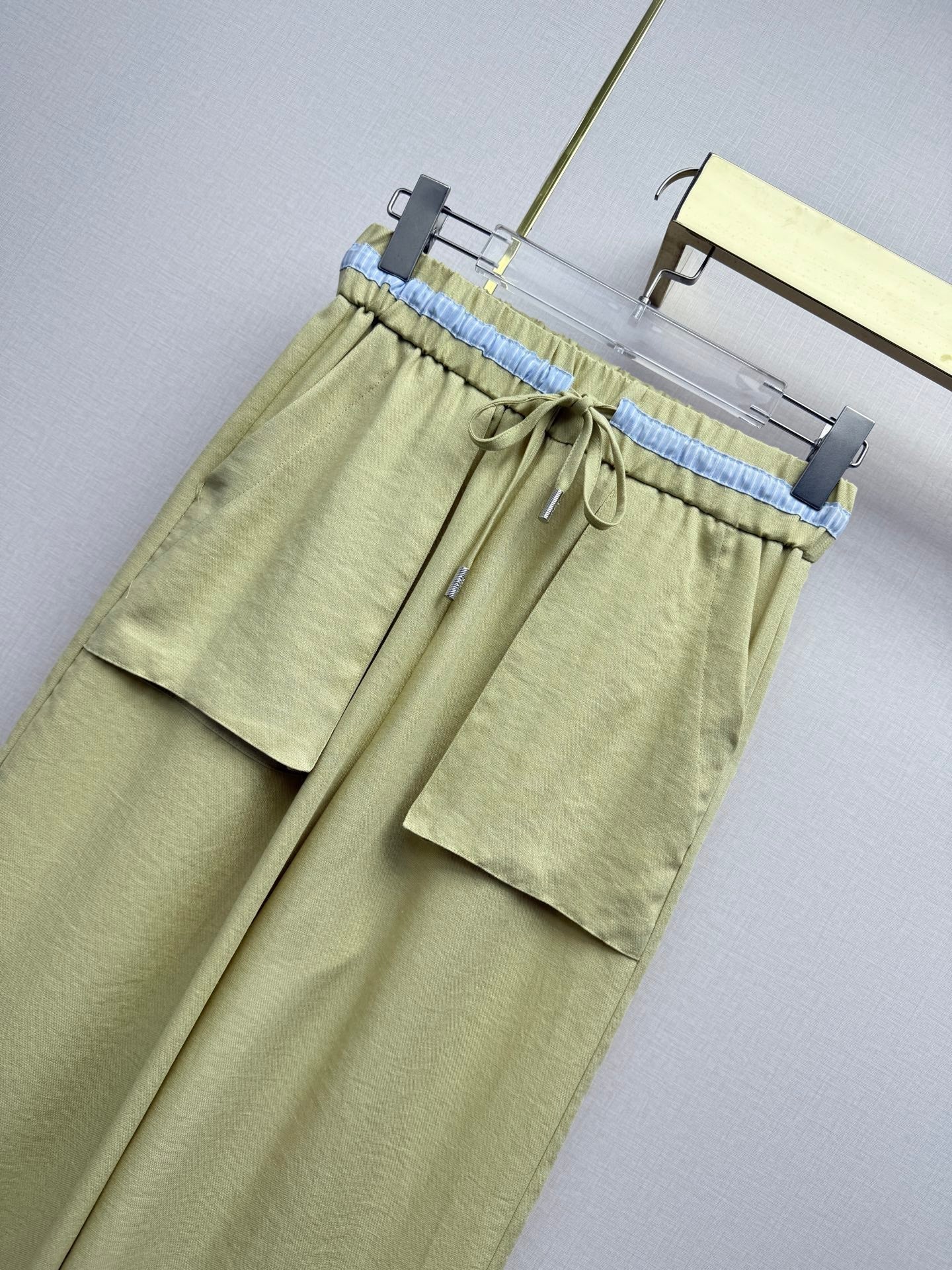 Miumiu 2026 Straight Leg Pants with Elastic Drawstring Waist Rayon Tencel 380433