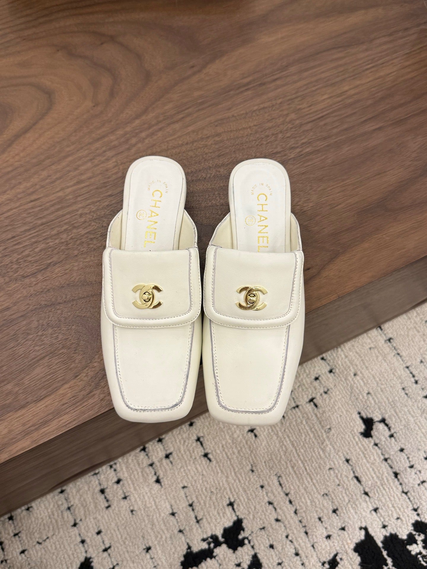 Chanel 2026 Double C Buckle Square Toe Mule 857282