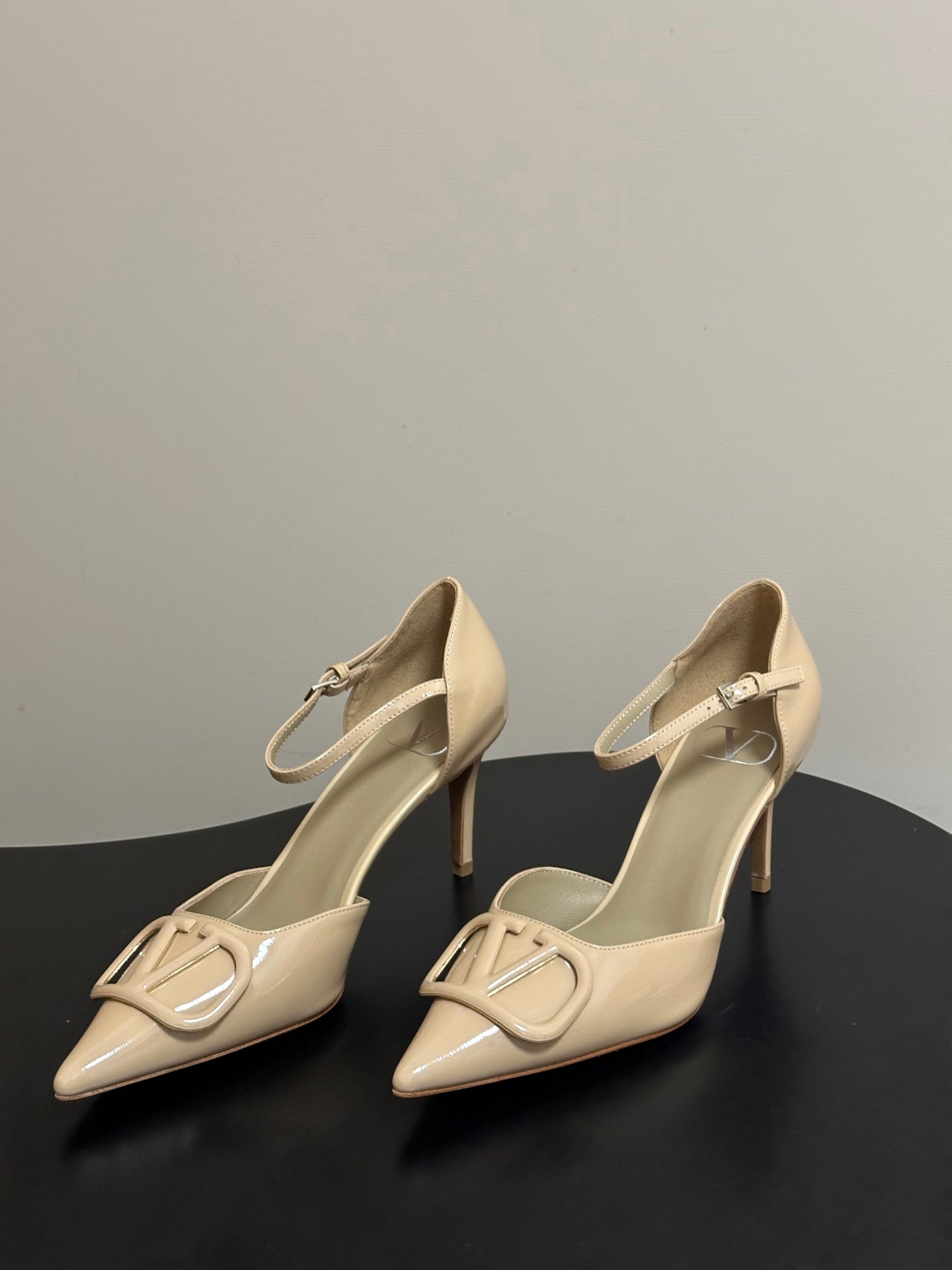 Valentino 2026 Garavani VLogo Signature D'Orsay 80mm Patent Leather Pumps 885969