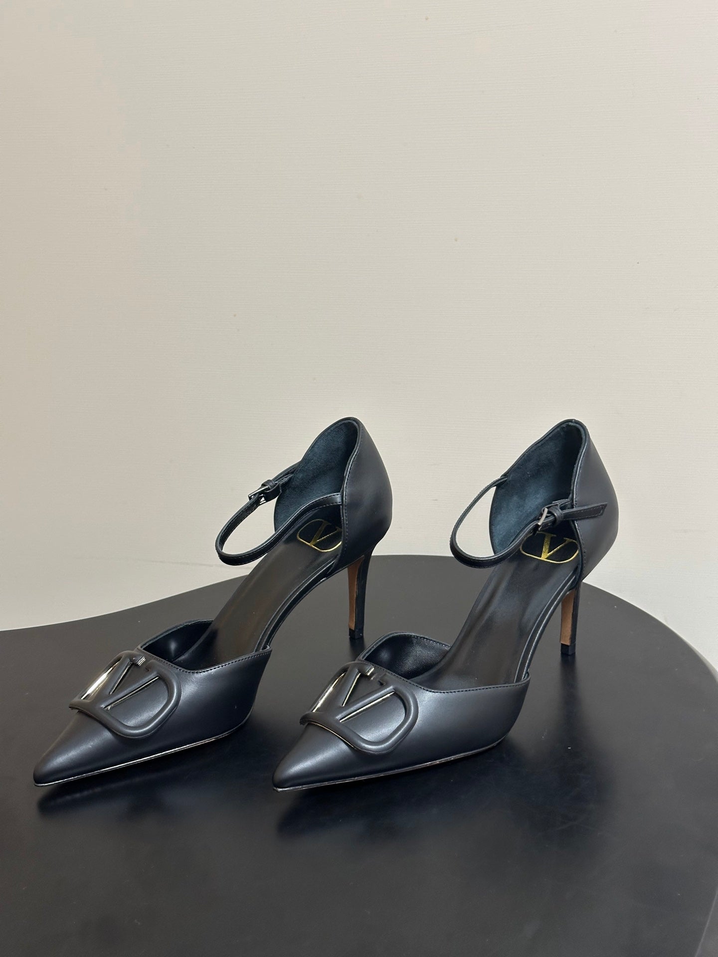 Valentino 2026 Garavani VLogo Signature D'Orsay 80mm Patent Leather Pumps 885969