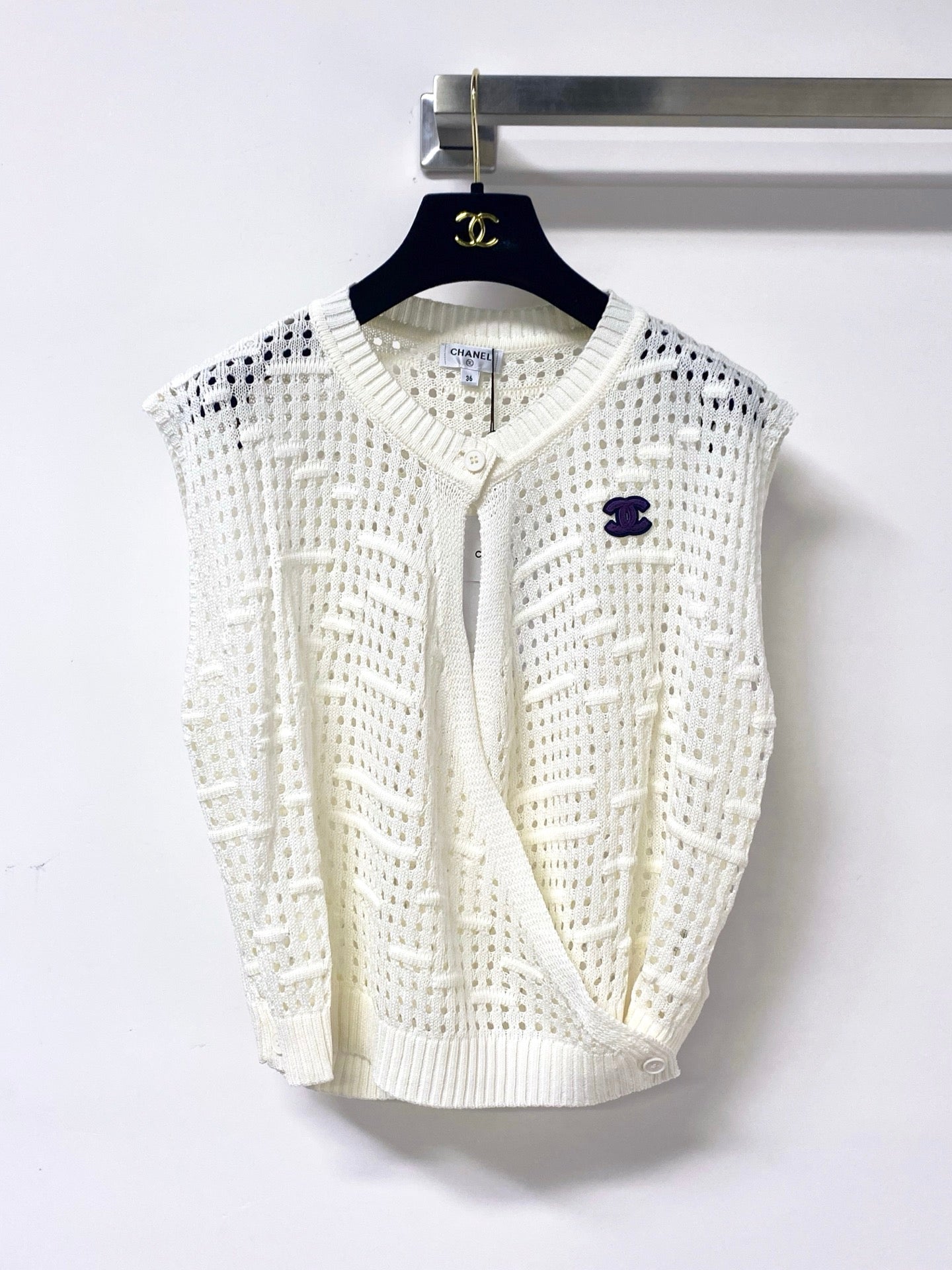 Chanel 2026 V-neck Crochet Knit Vest Acrylic 419420