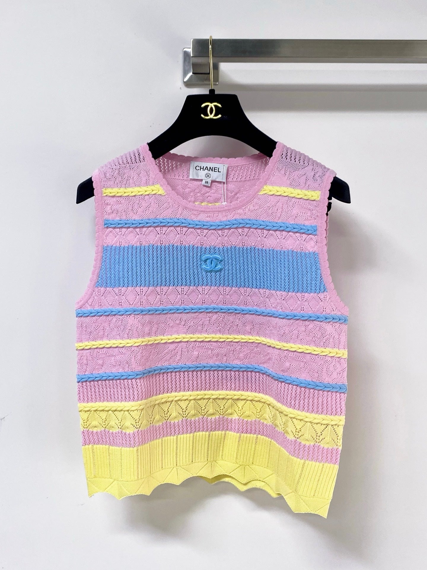 Chanel 2026 Striped Knit Vest Tencel 435140