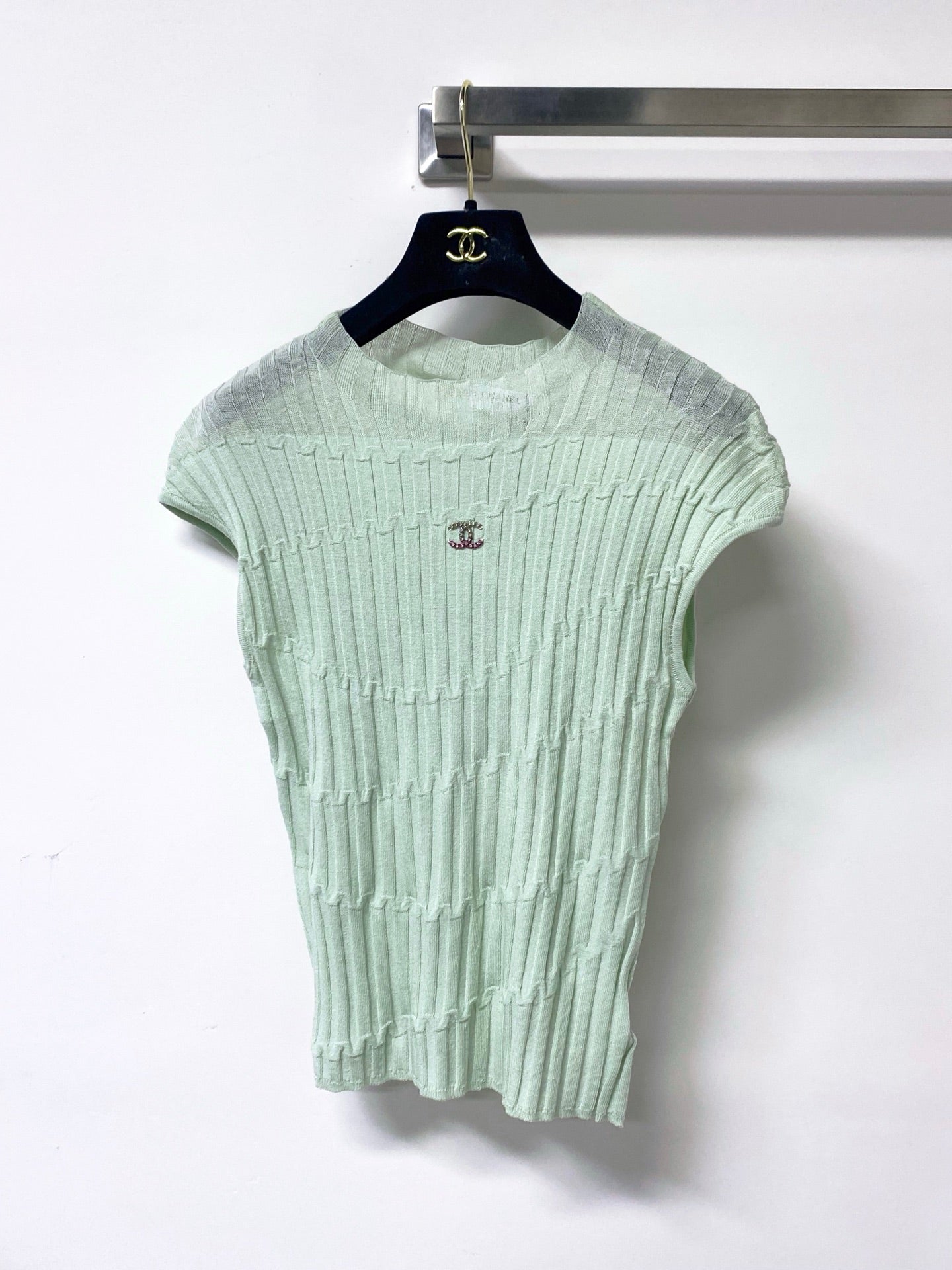Chanel 2026 Crew Neck Knit Vest Top Tencel 439819